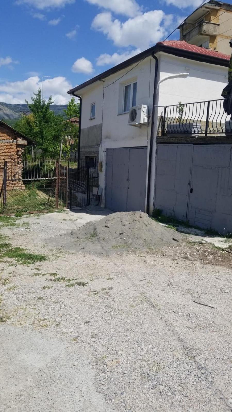 Canyon's house