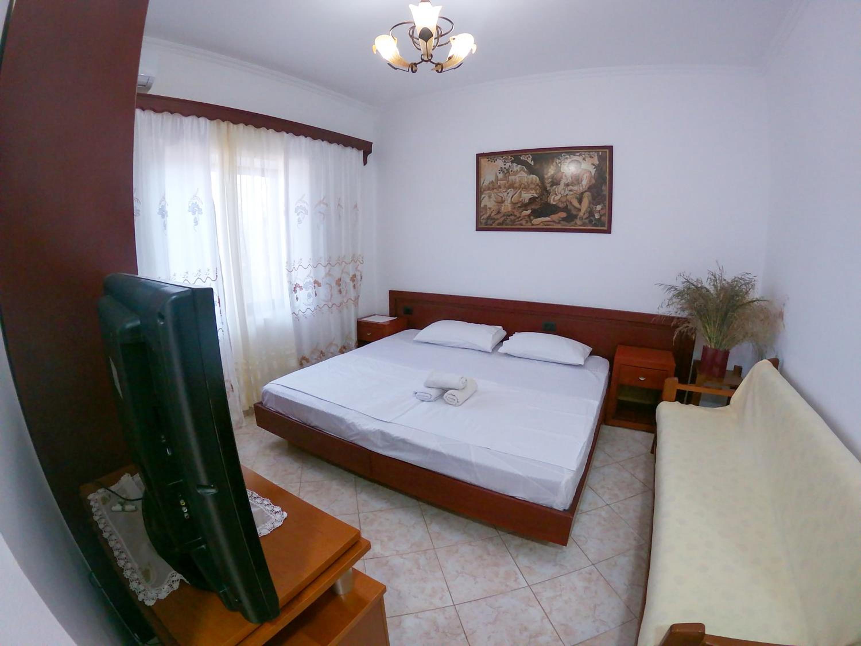 Oceanfront Outlook Rooms