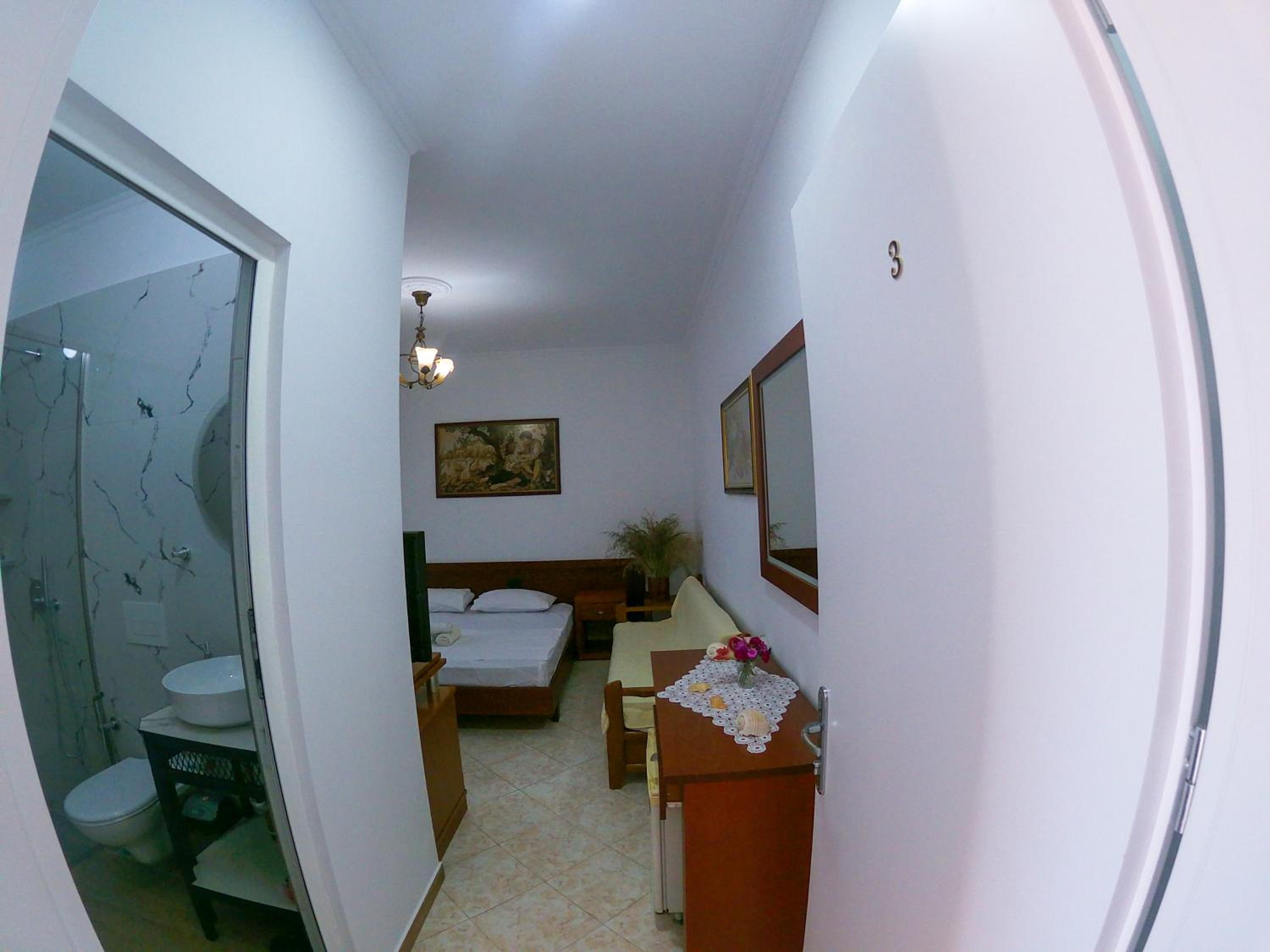 Oceanfront Outlook Rooms