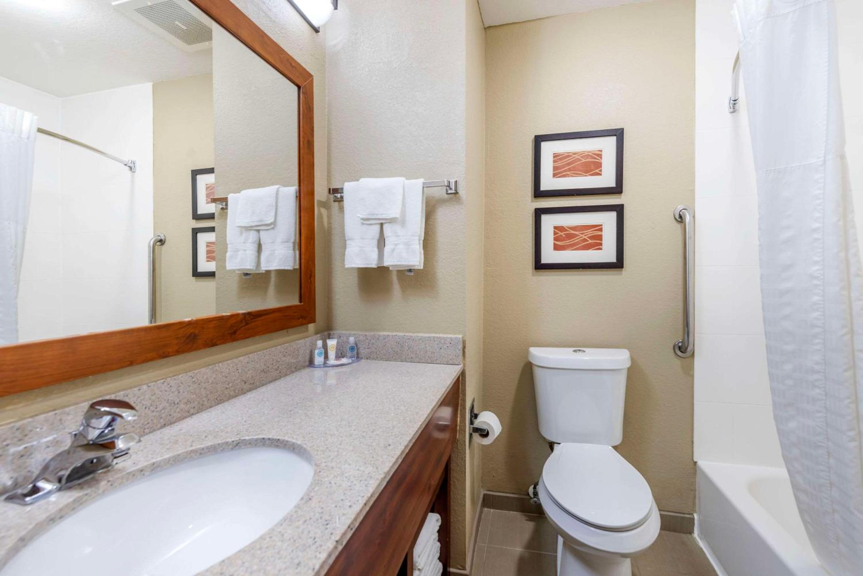 Comfort Inn Grain Valley - Kansas City