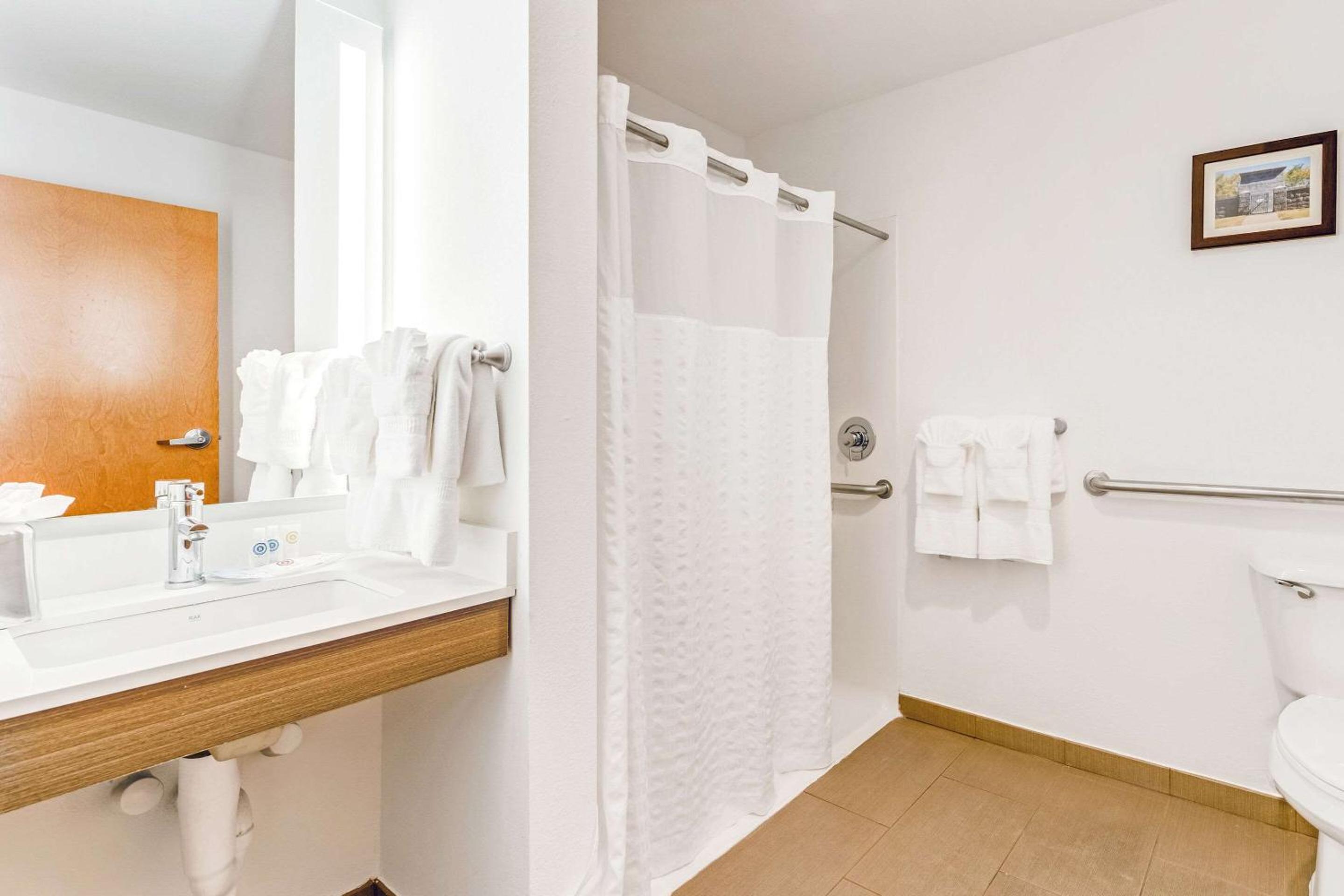 Murfreesboro Vacations - Comfort Suites - Property Image 36