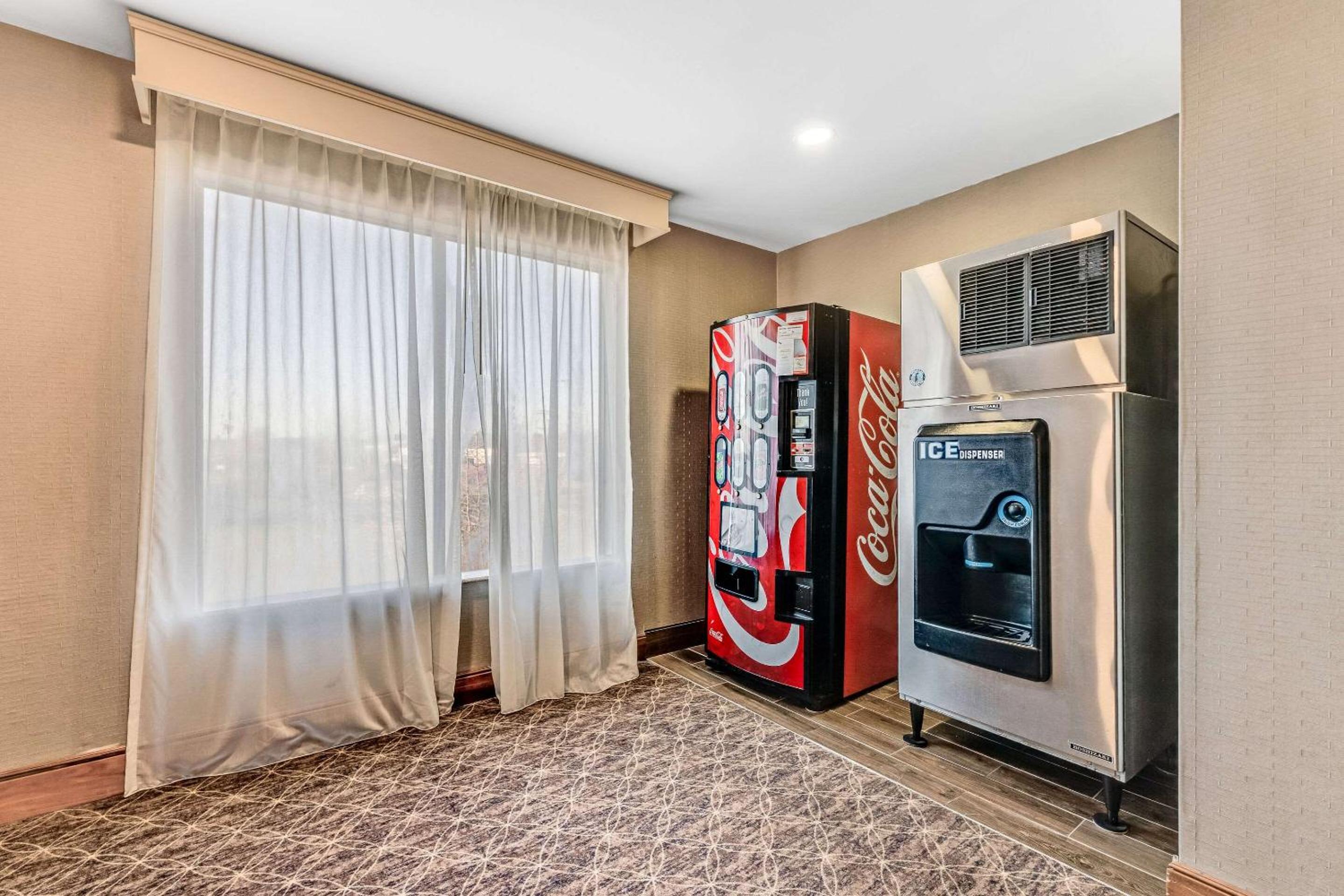 Murfreesboro Vacations - Comfort Suites - Property Image 57