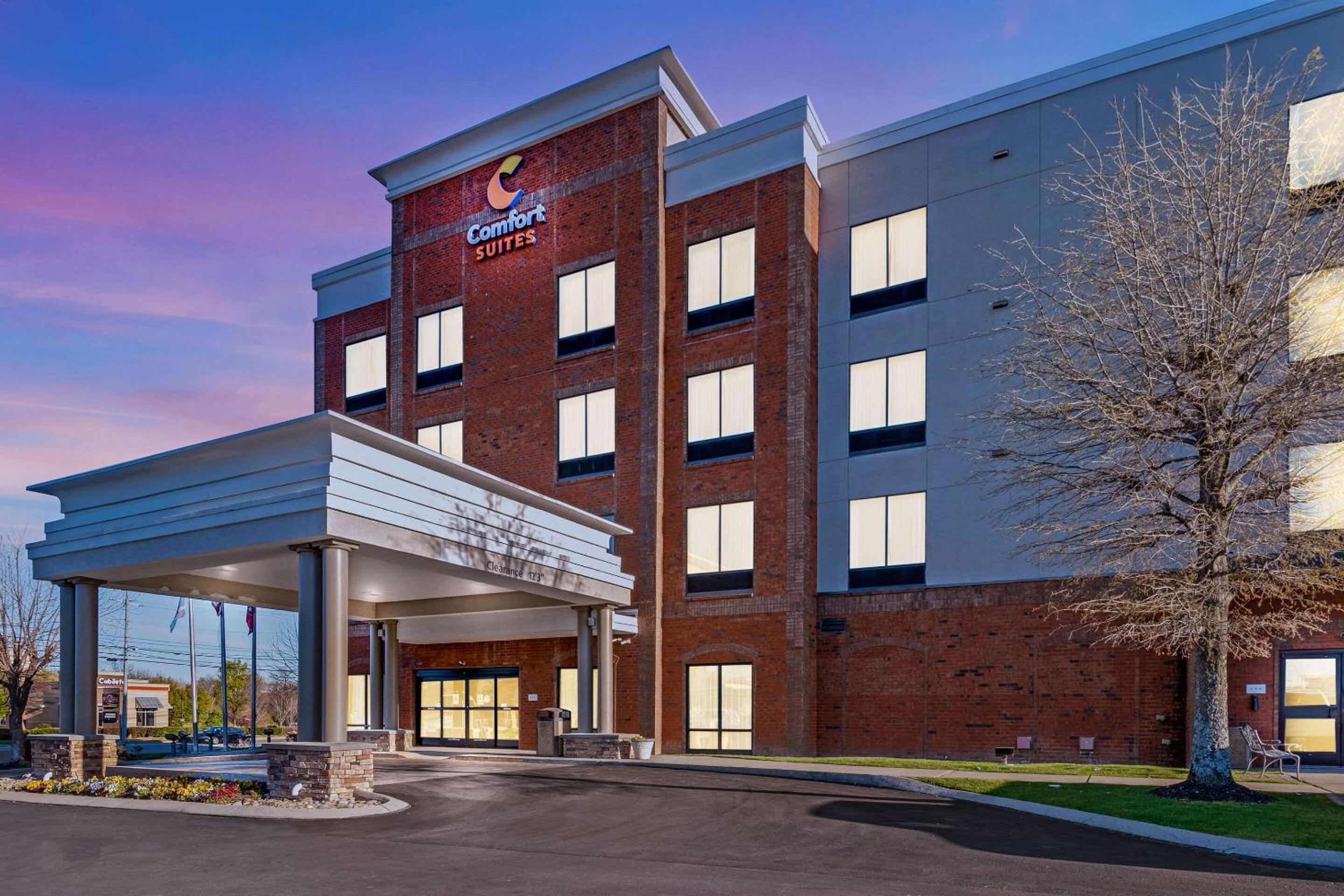 Murfreesboro Vacations - Comfort Suites - Property Image 2