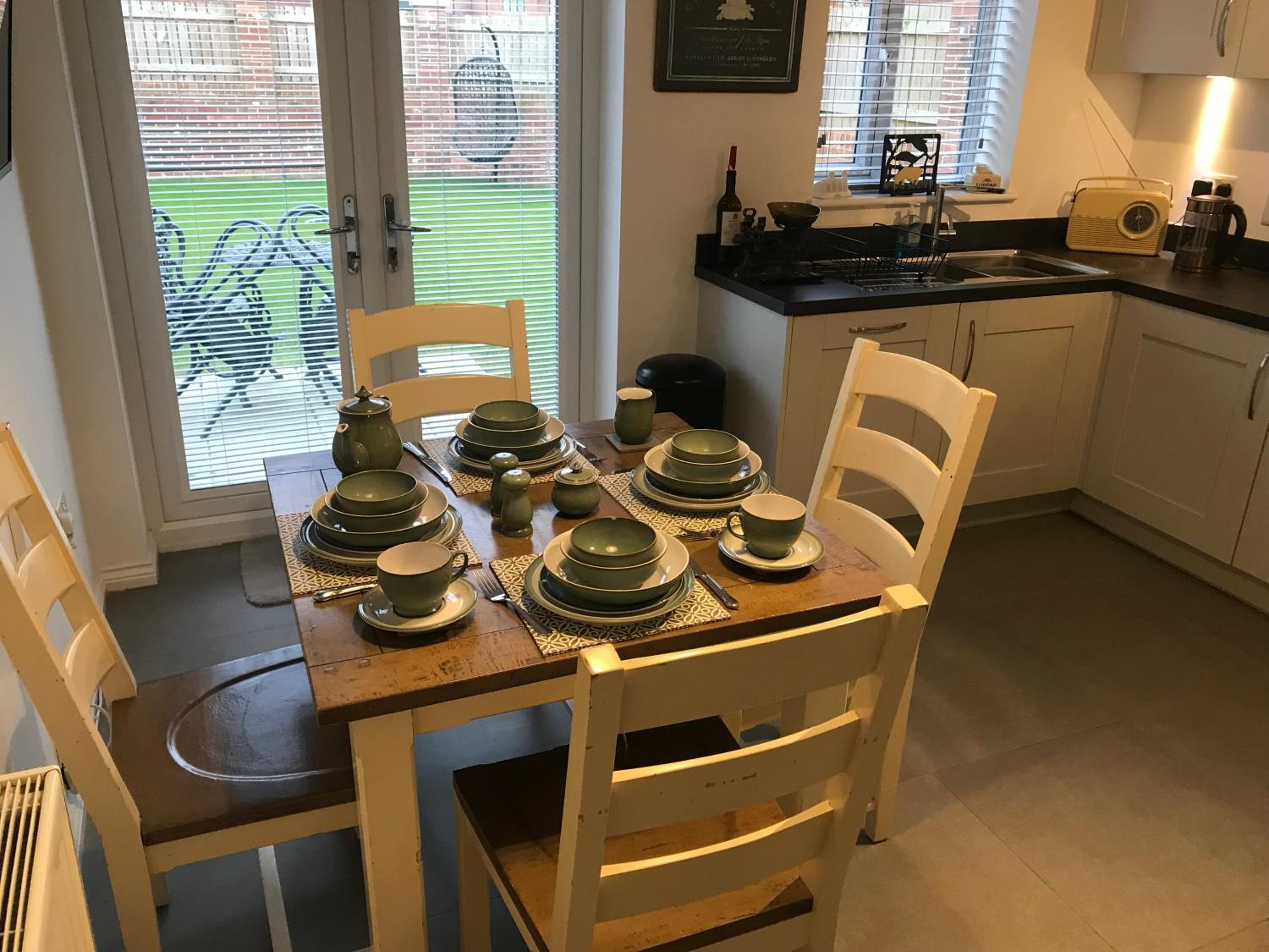Beckside Gorgeous village home