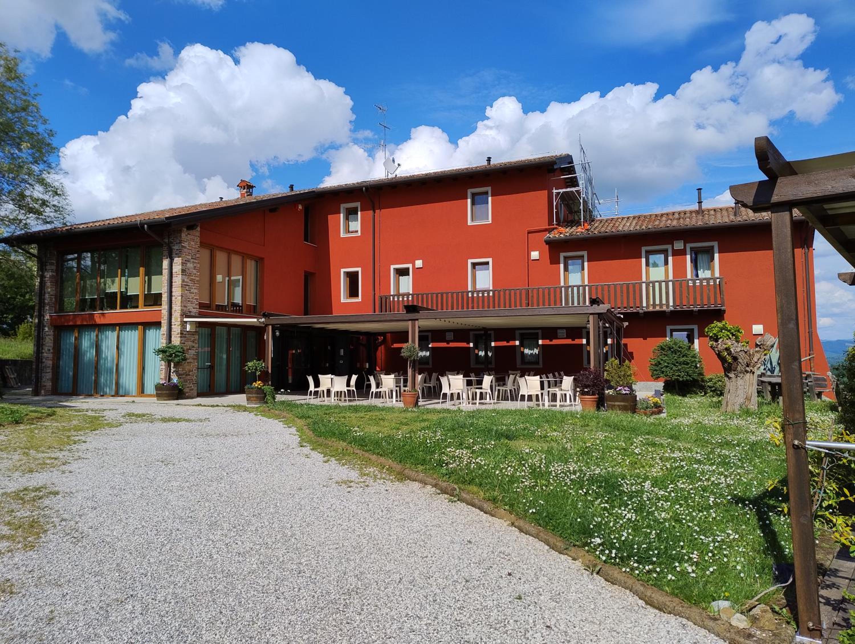 Le Badie Wine Resort view 3