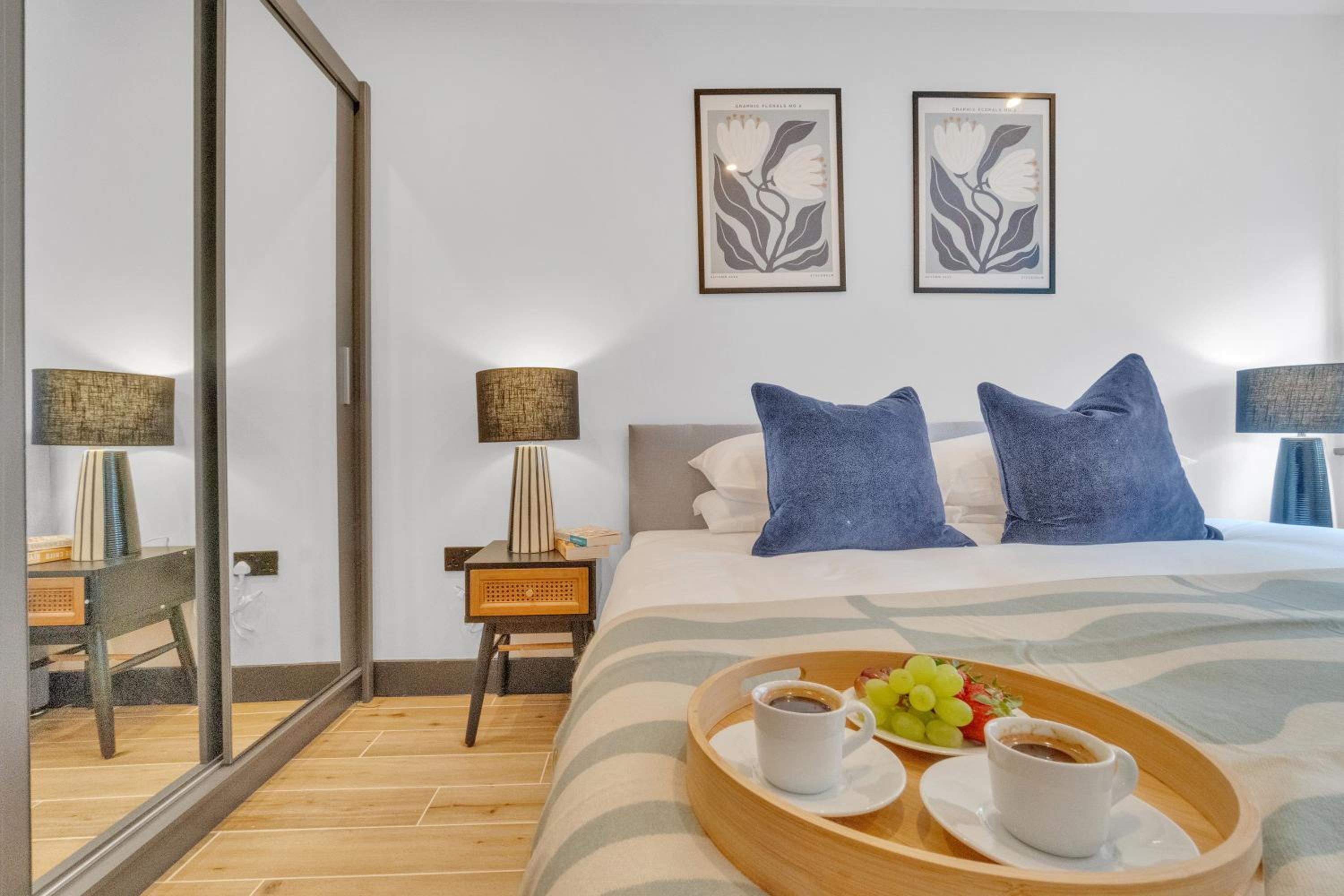 homely - North London Luxury Apartments Finchley view 2