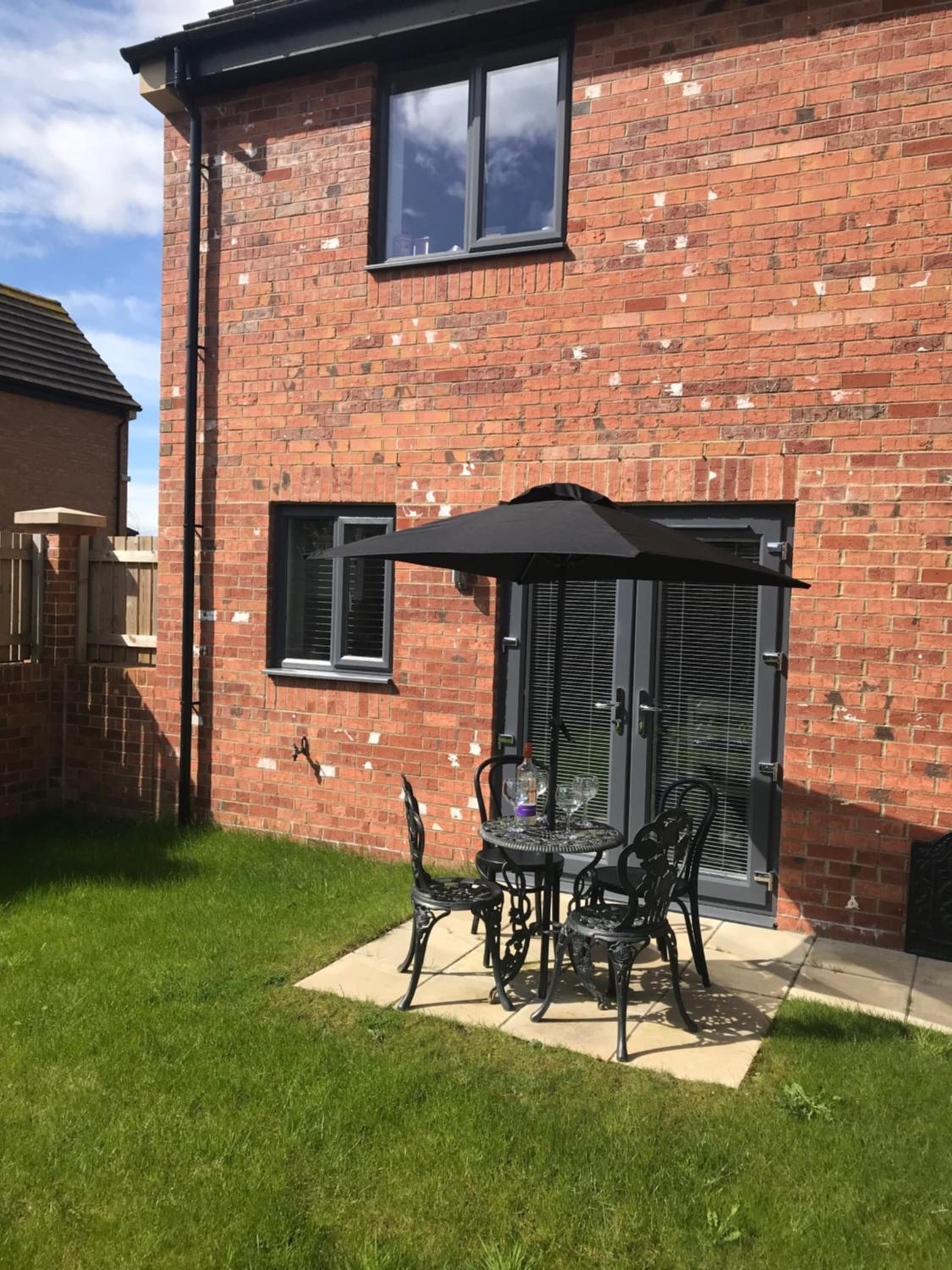 Beckside Gorgeous village home