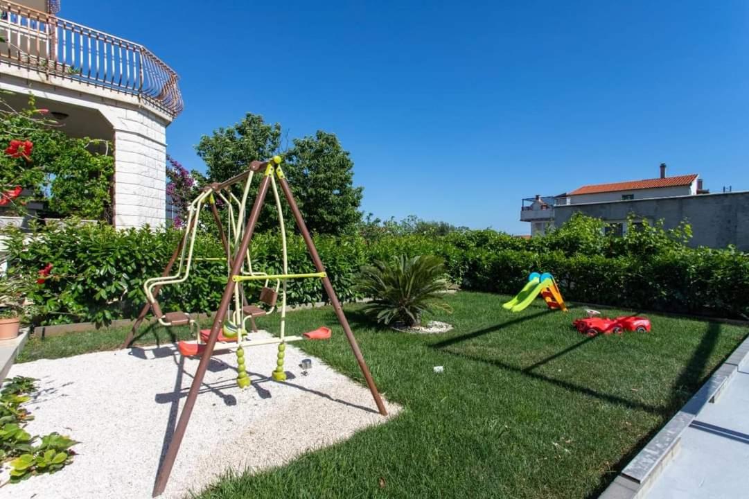 Villa Apartments Brečić 2 view 5