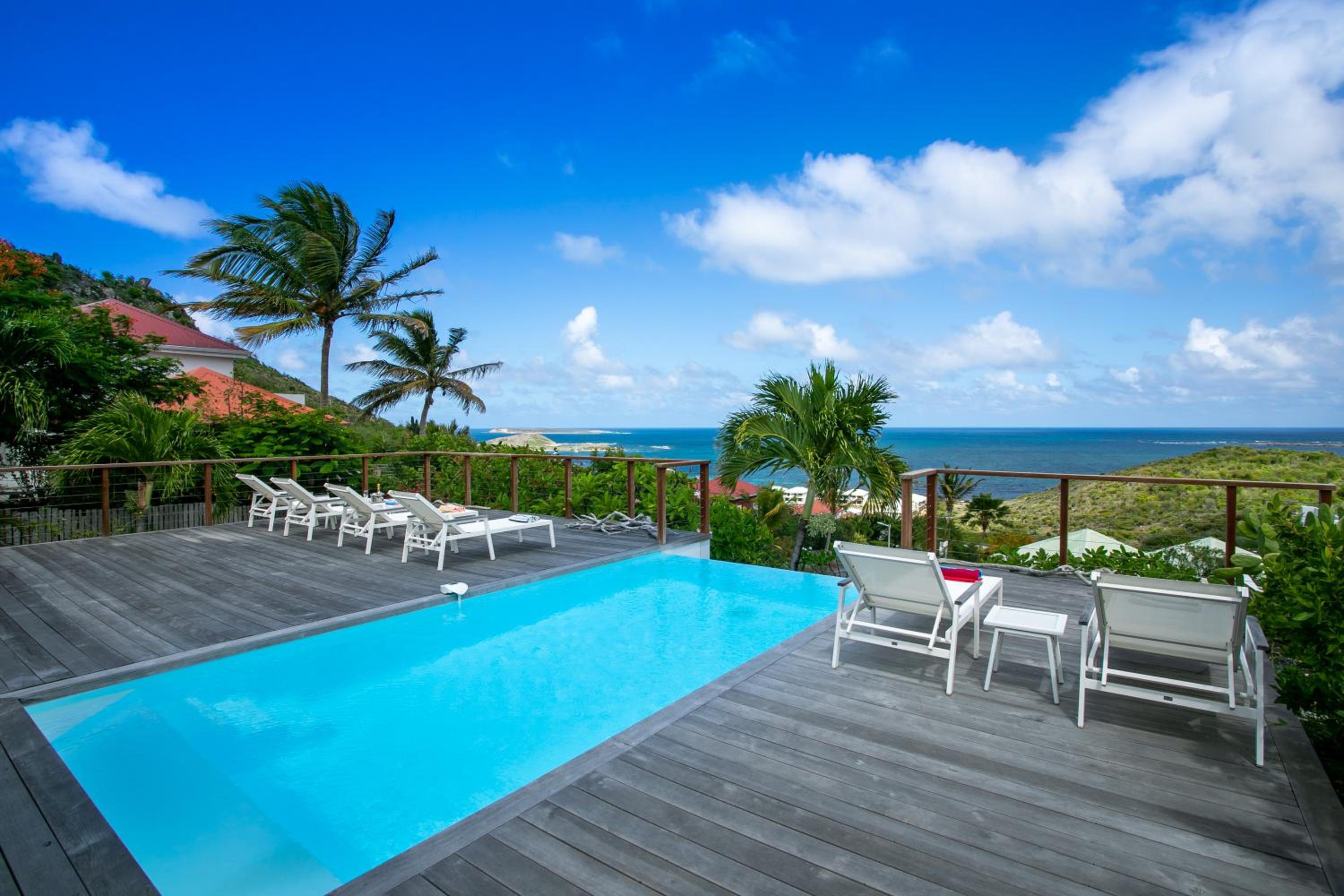 VILLA BE view 4