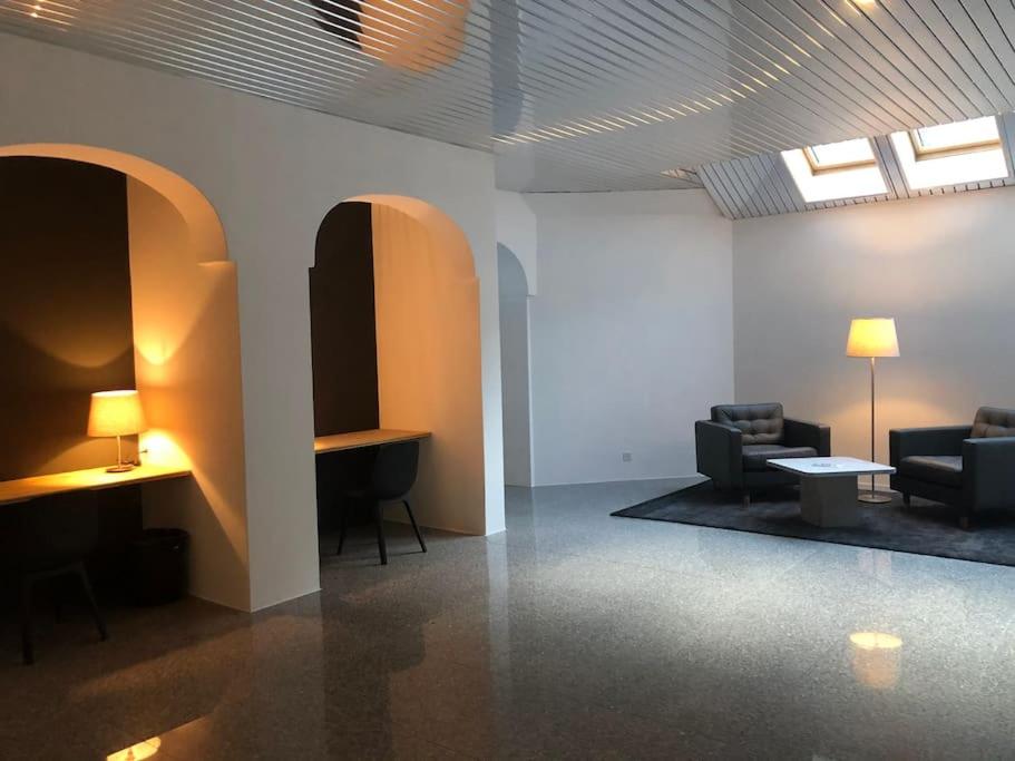 Modern LAAX apt, Swimming Pools, Wellness & Tennis