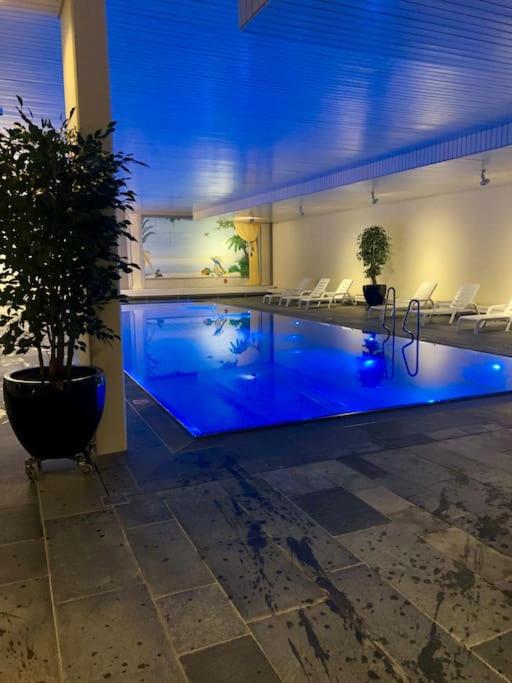 Modern LAAX apt, Swimming Pools, Wellness & Tennis