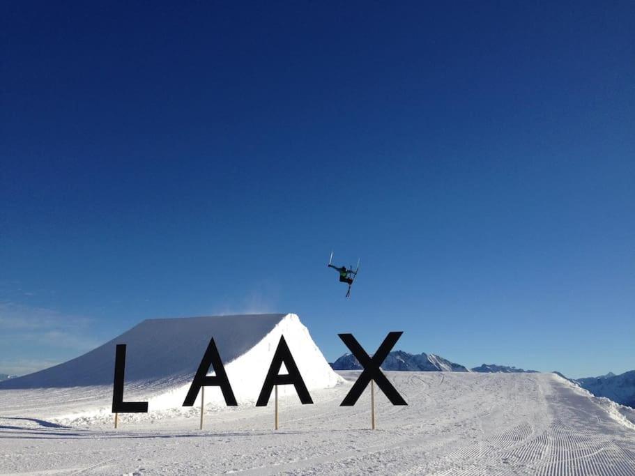 Modern LAAX apt, Swimming Pools, Wellness & Tennis