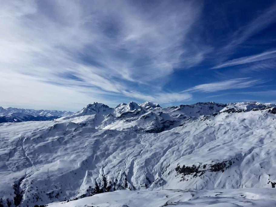 Modern LAAX apt, Swimming Pools, Wellness & Tennis