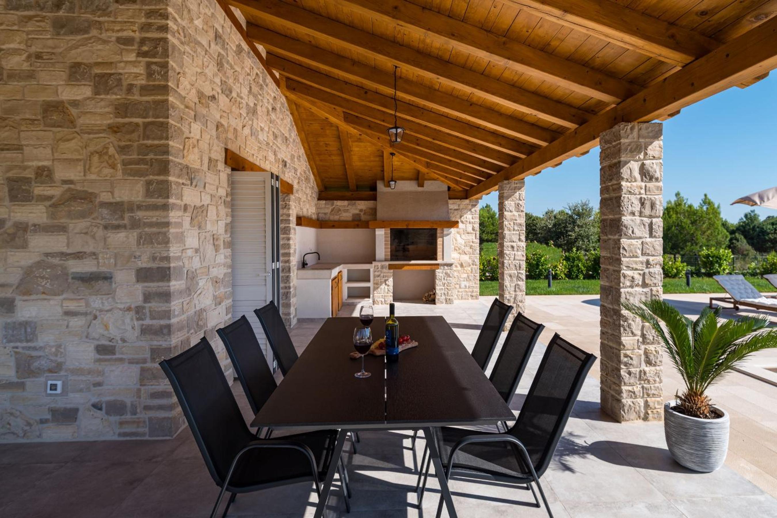 Exceptional Villa Idalia near ZADAR, NIN & QUEENS BEACH, Heated Pool, Privacy view 5