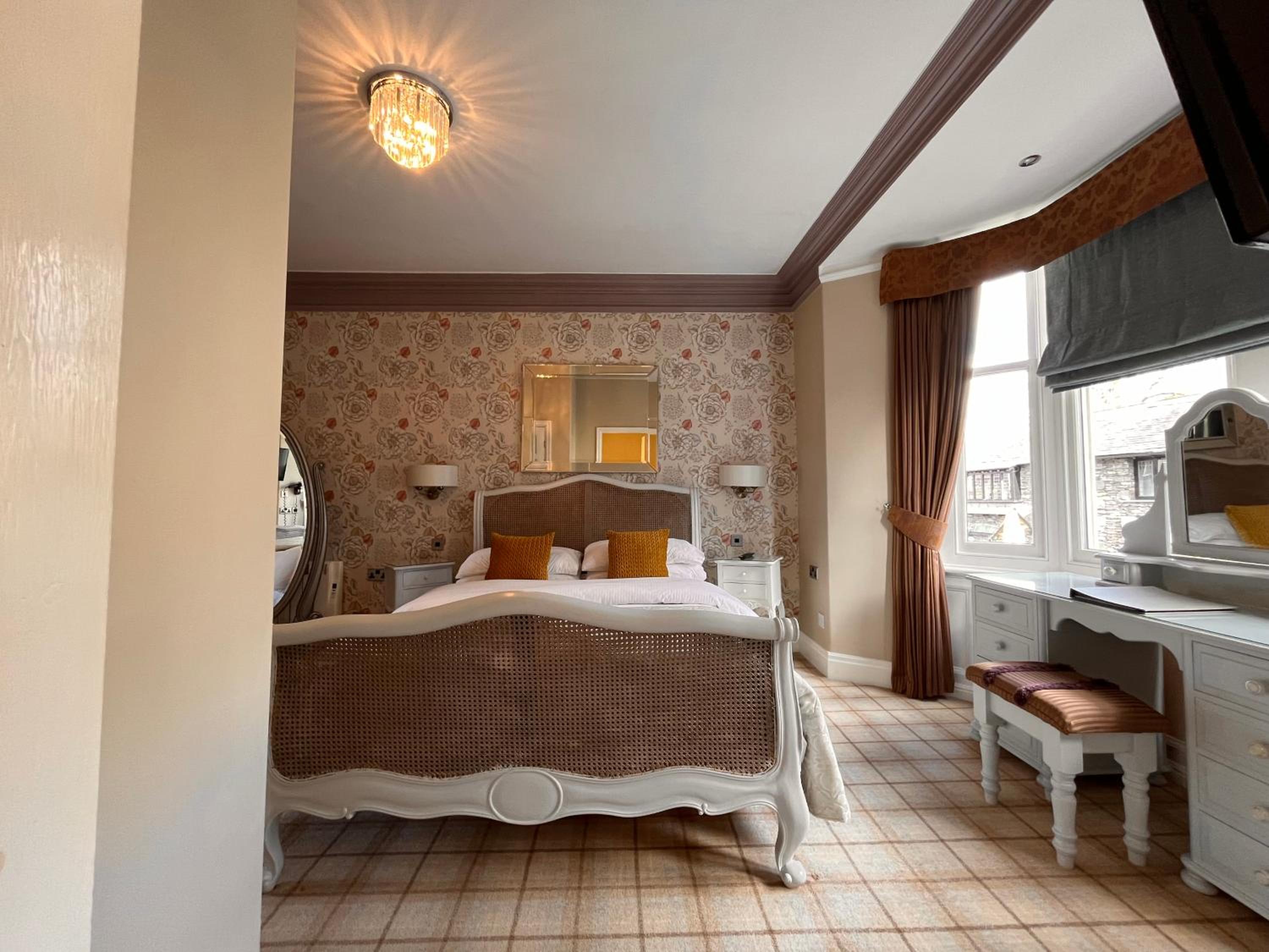 Bowness Bay Suites