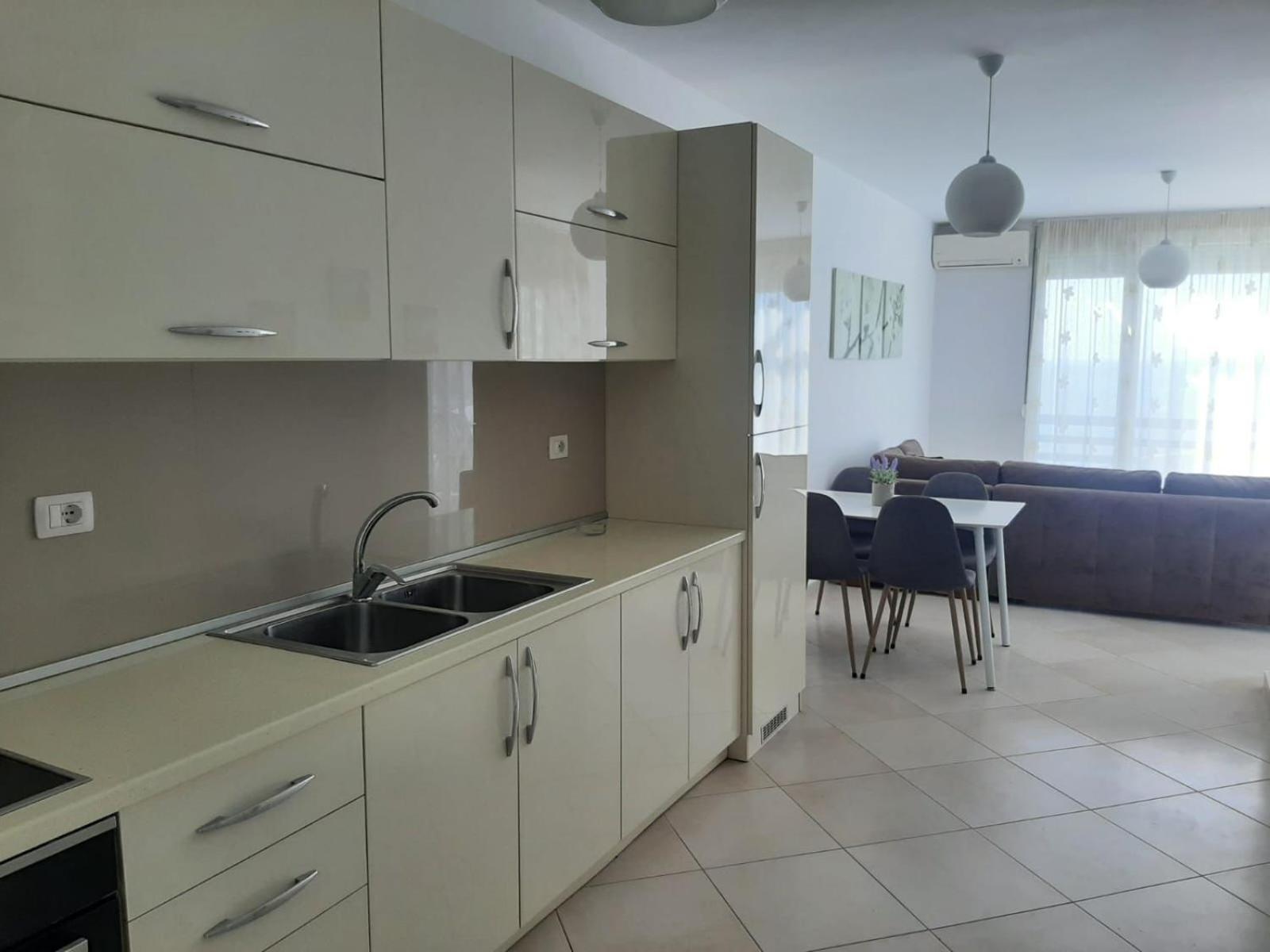 Deli apartments