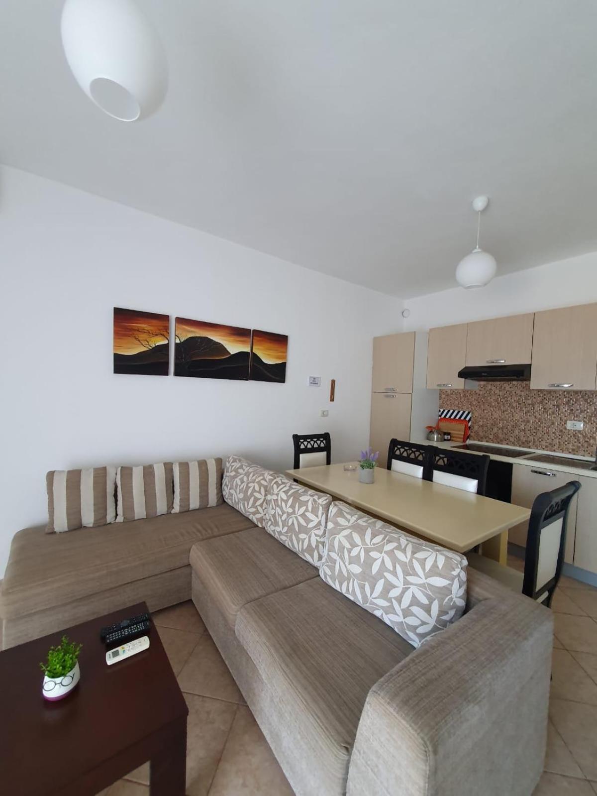 Deli apartments