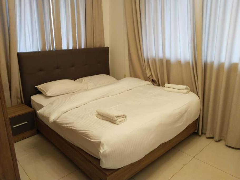 Harbor Nest 2-BR in Ashrafieh view 2