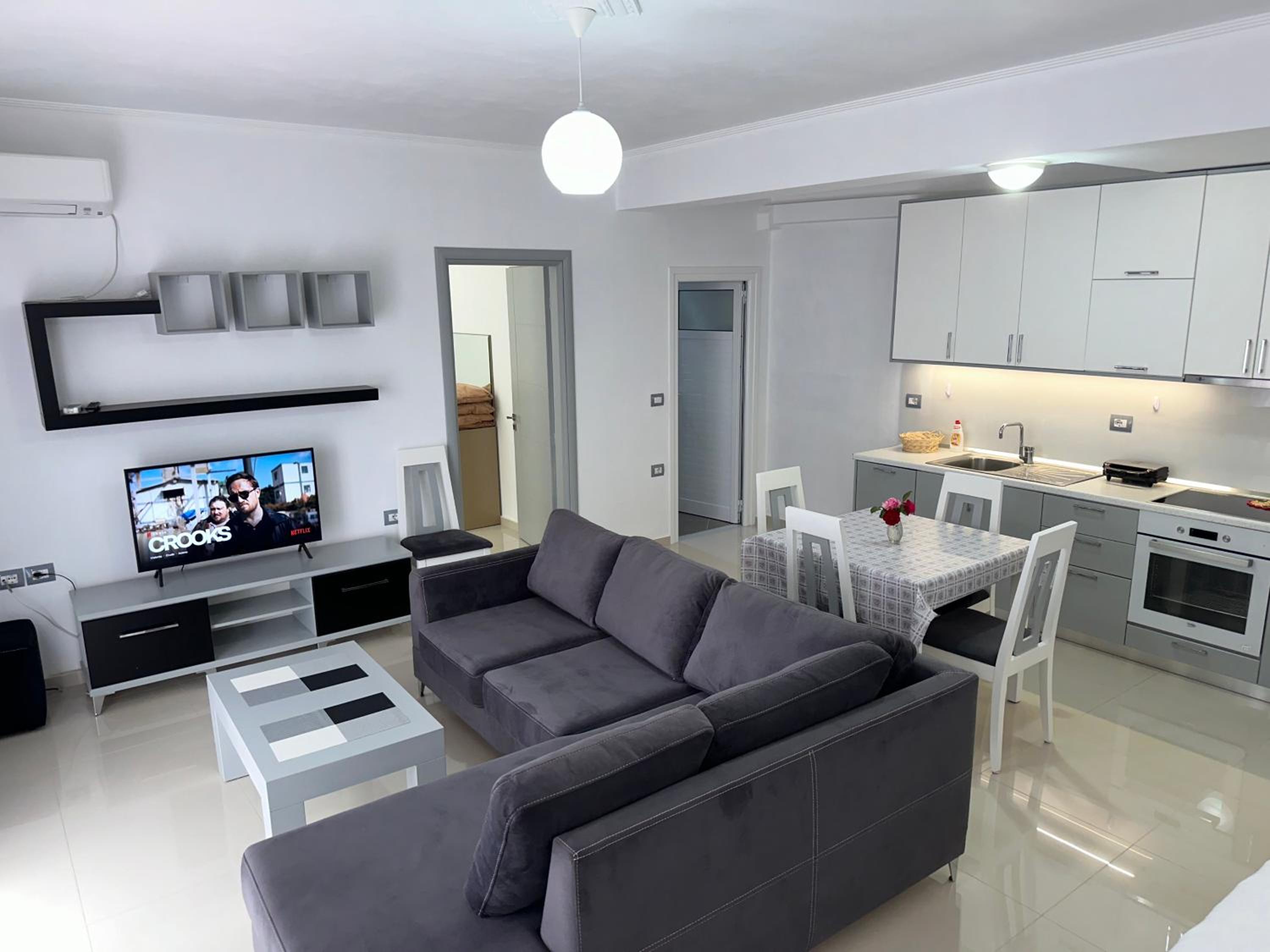 Elisabeth Apartments