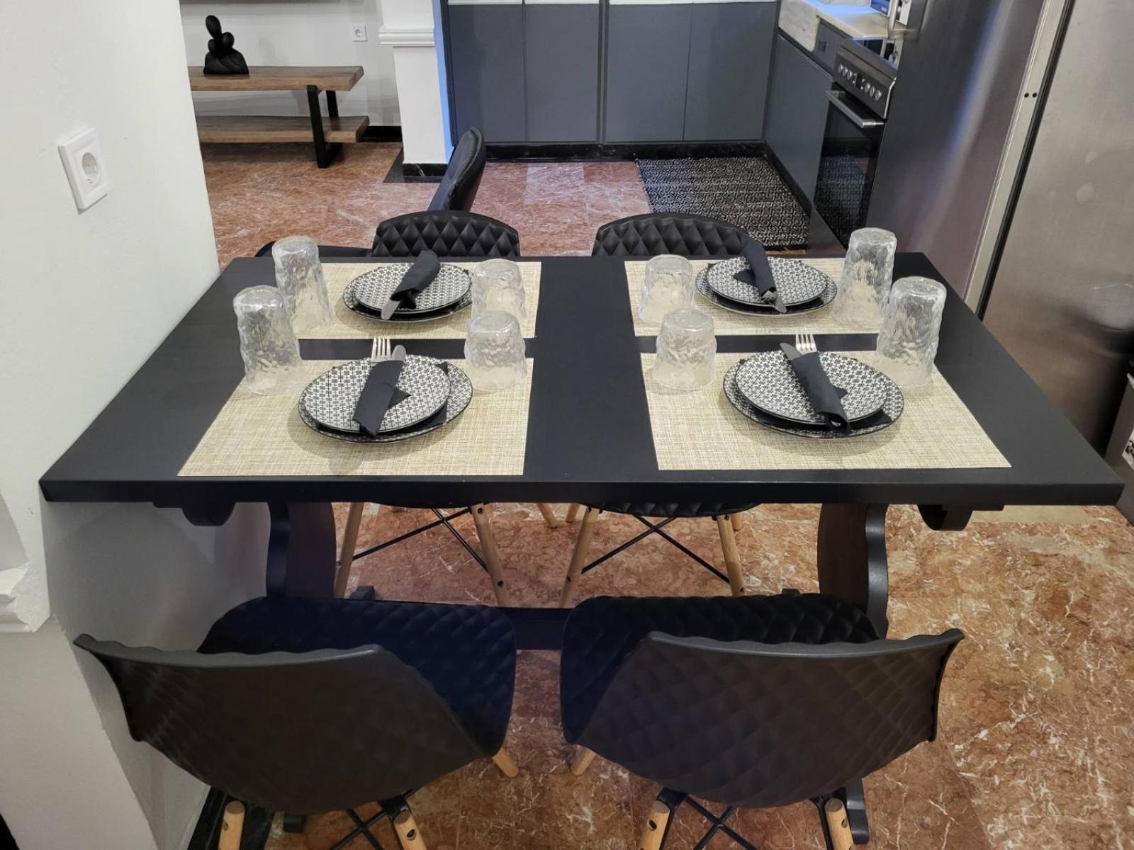 Delion Guest House
