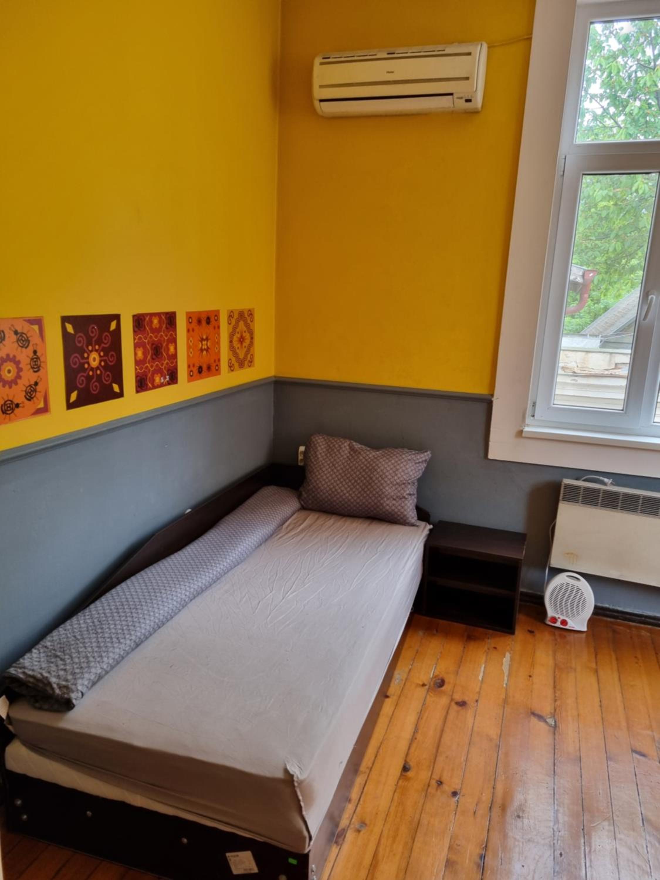 Hostel Red
