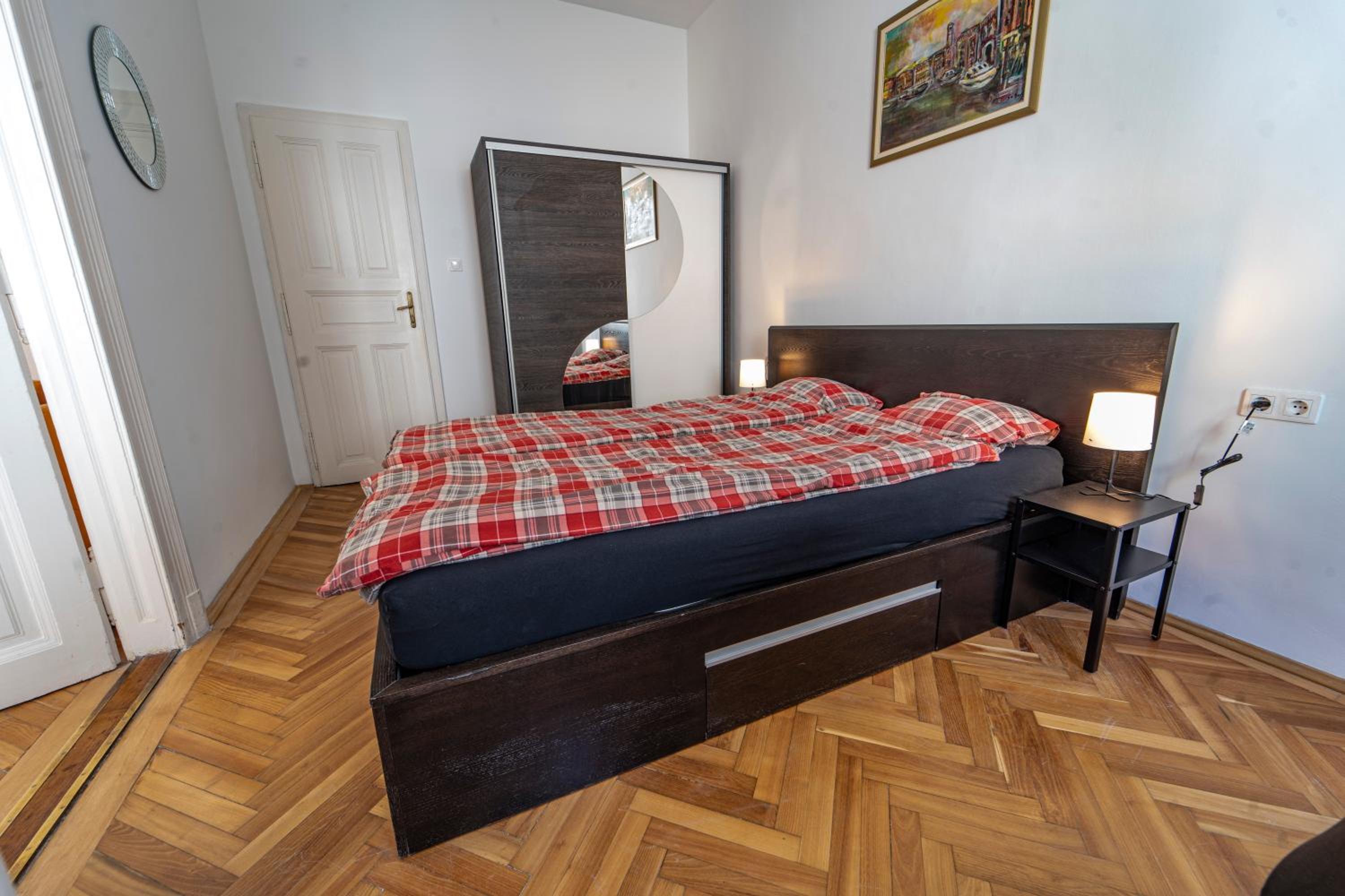 Anett's downtown apartment view 4