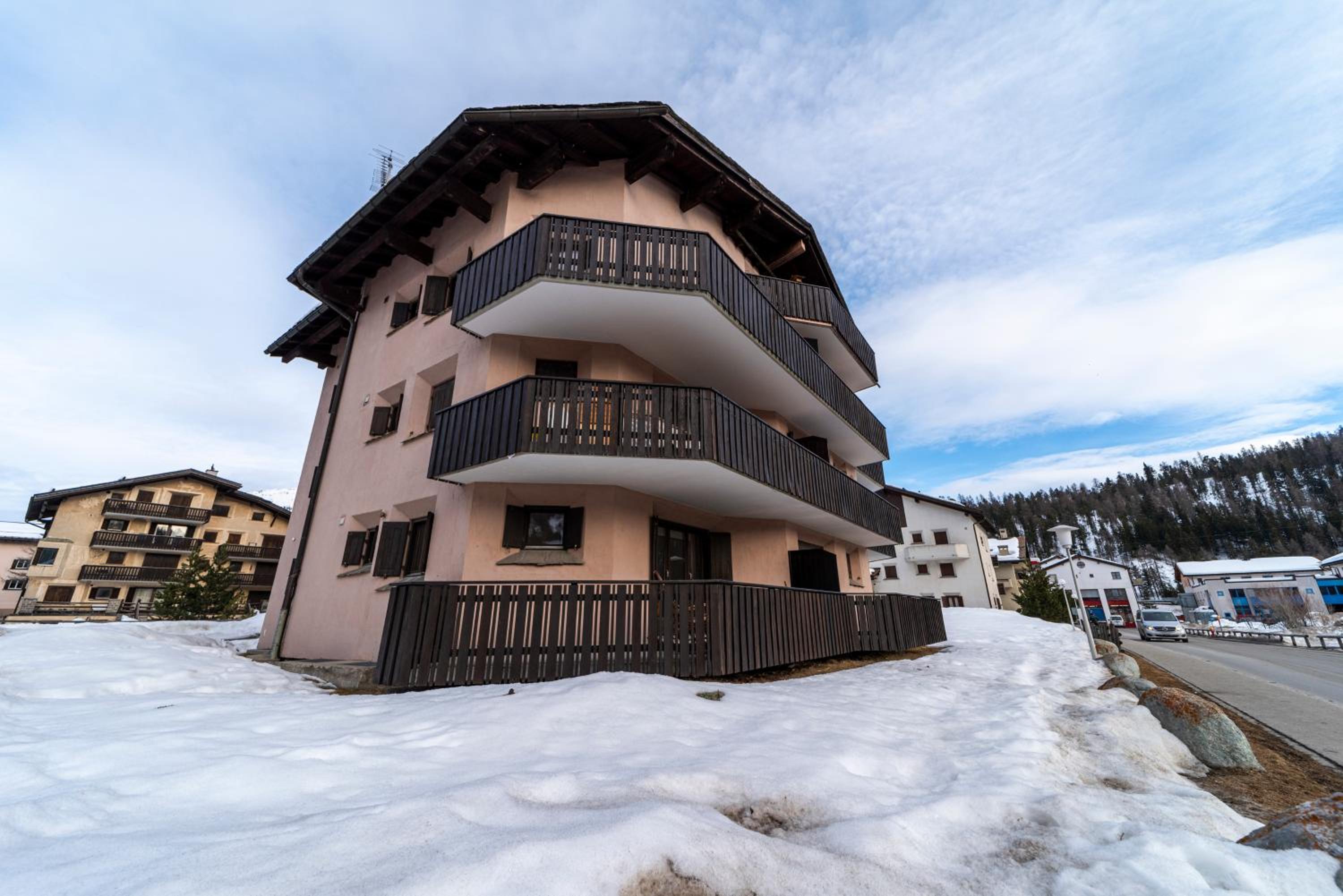 Chesa Allegra - Celerina view 4