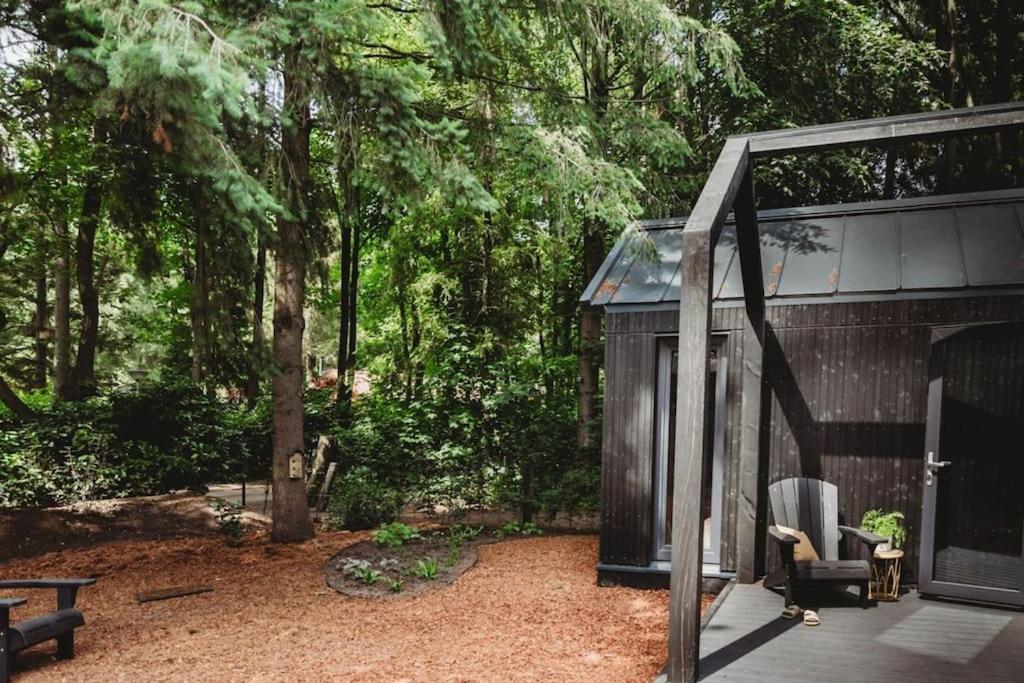 Hytte I Tiny house met zonnige bostuin