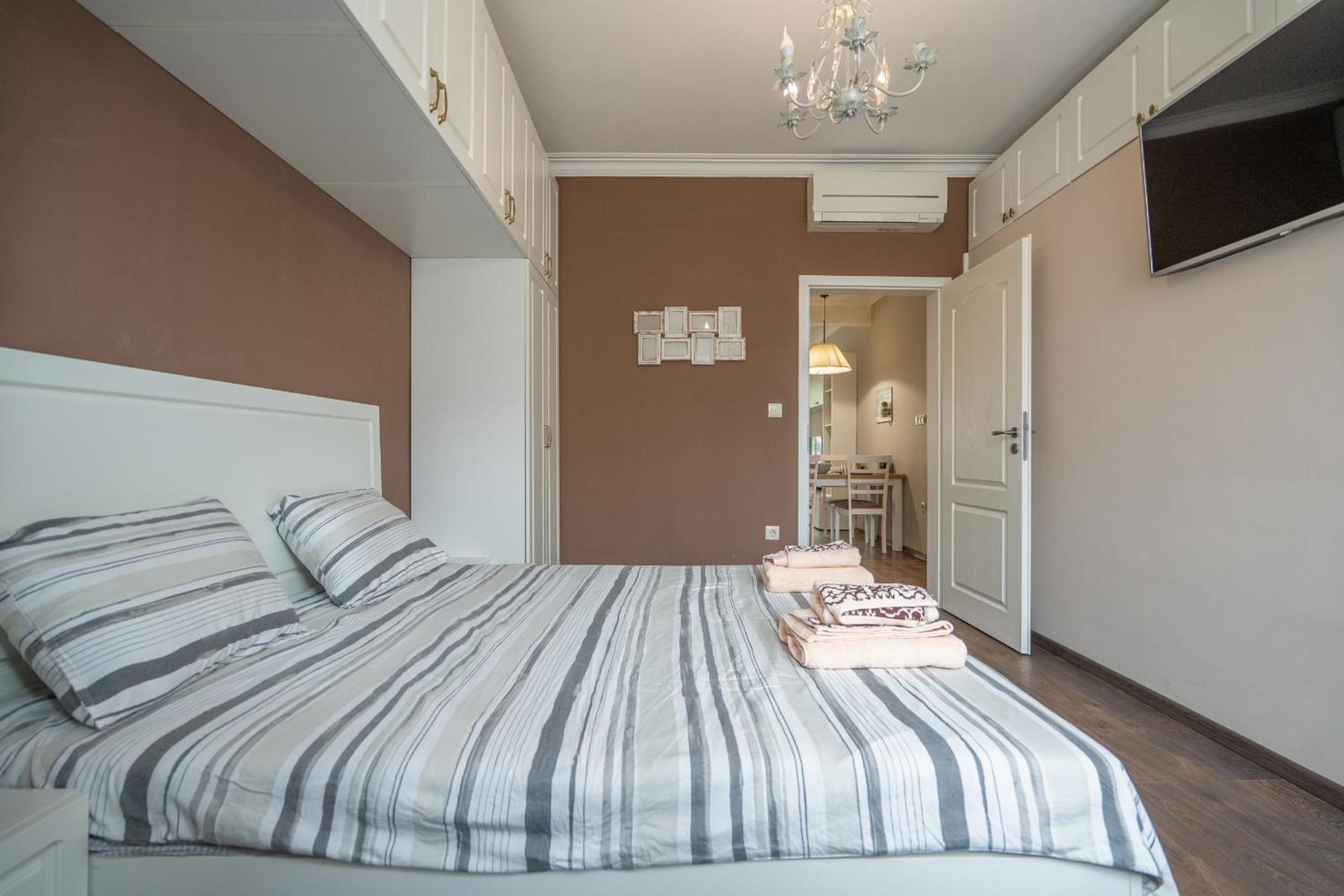 The Right Choice 19