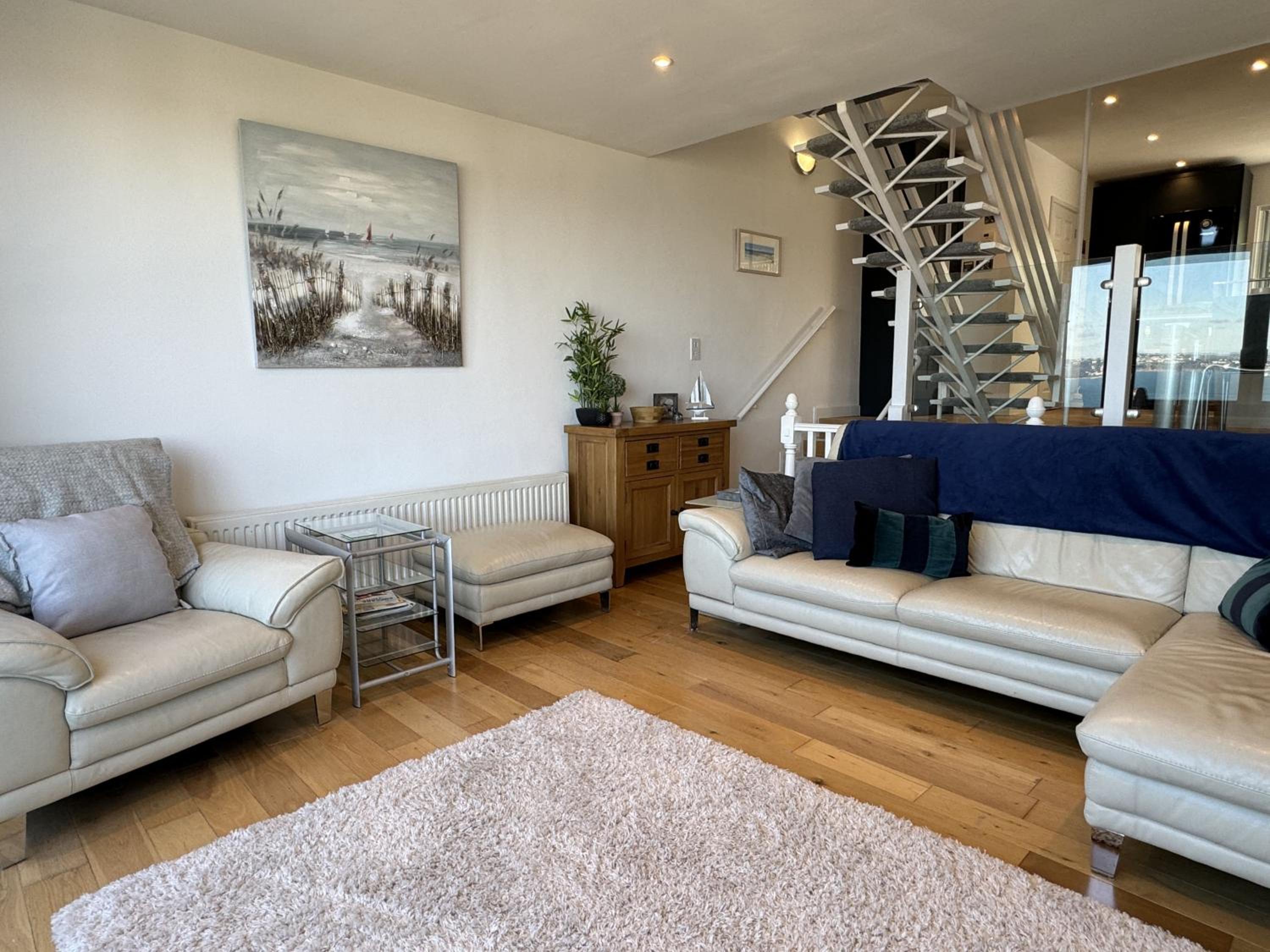 4 Heath Rise view 2