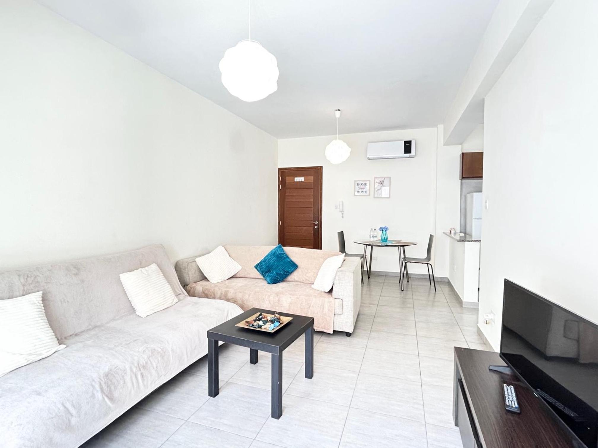 SUN JULZ Apartments on the Beach