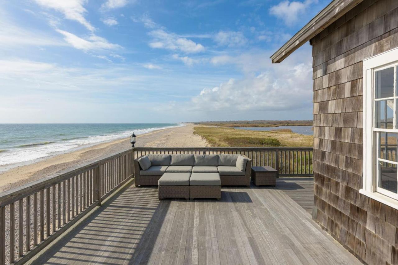 6.5-Acre Oceanfront Estate view 2