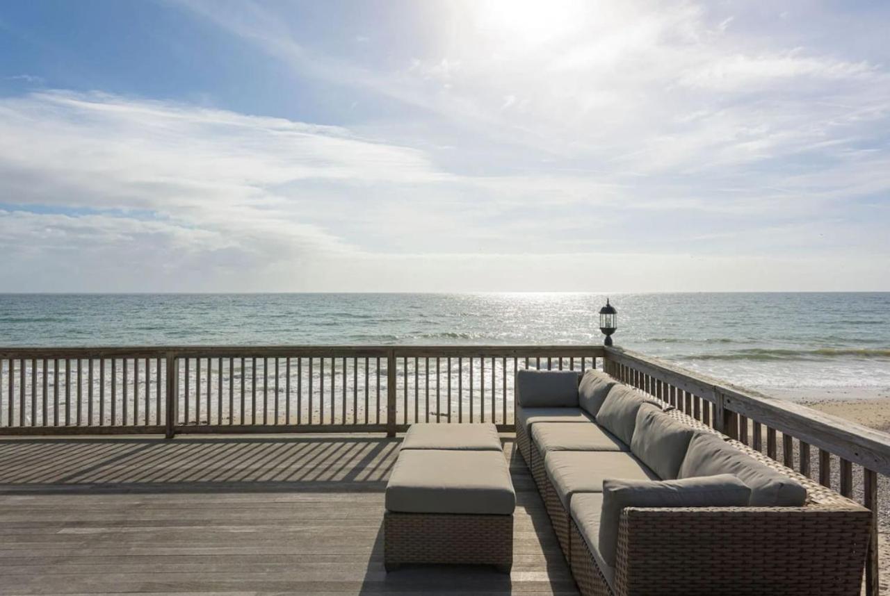 6.5-Acre Oceanfront Estate view 5