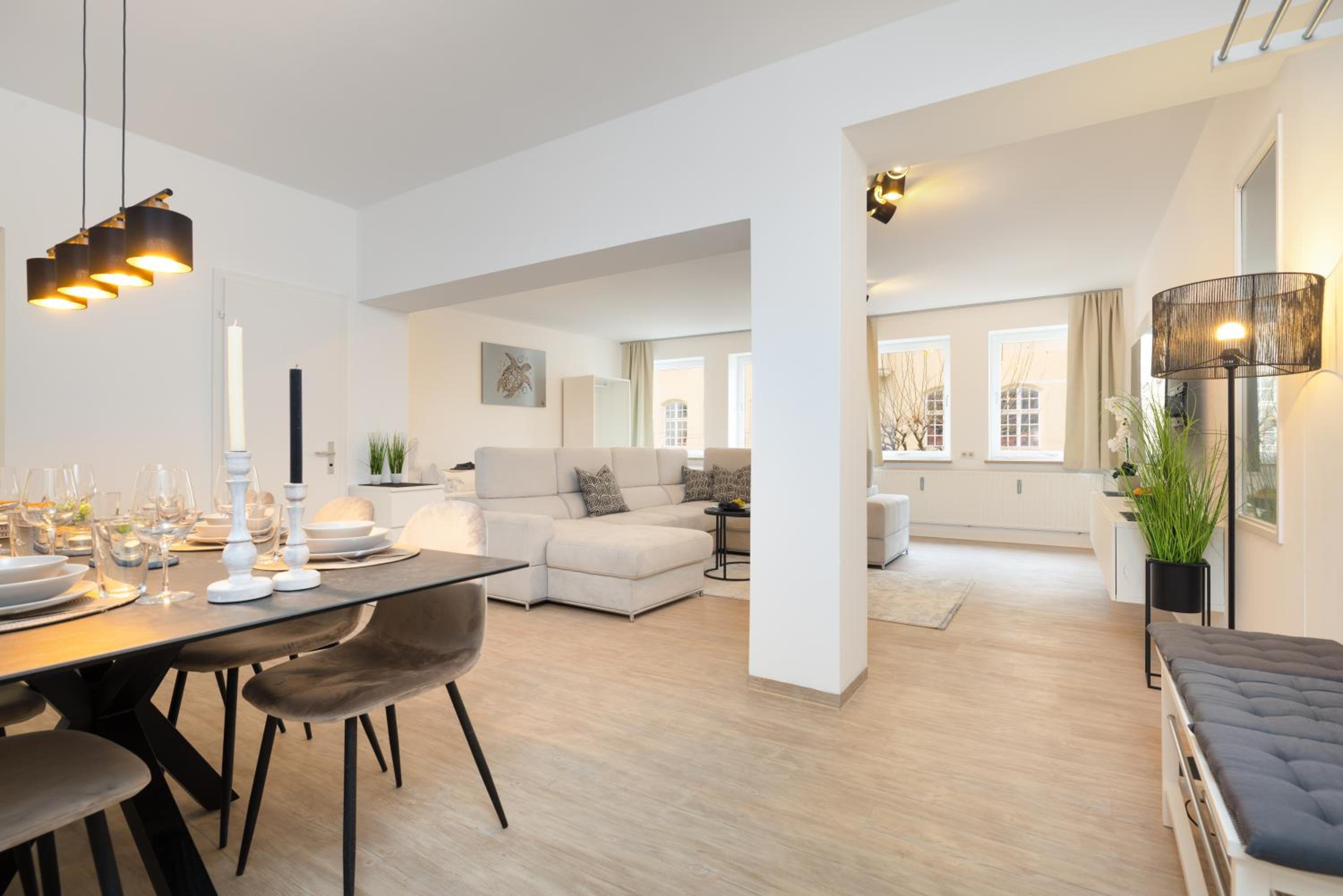 Augsburg Vacations - Primero City-Loftdomizil Innenstadt 84qm Netflix - Property Image 13