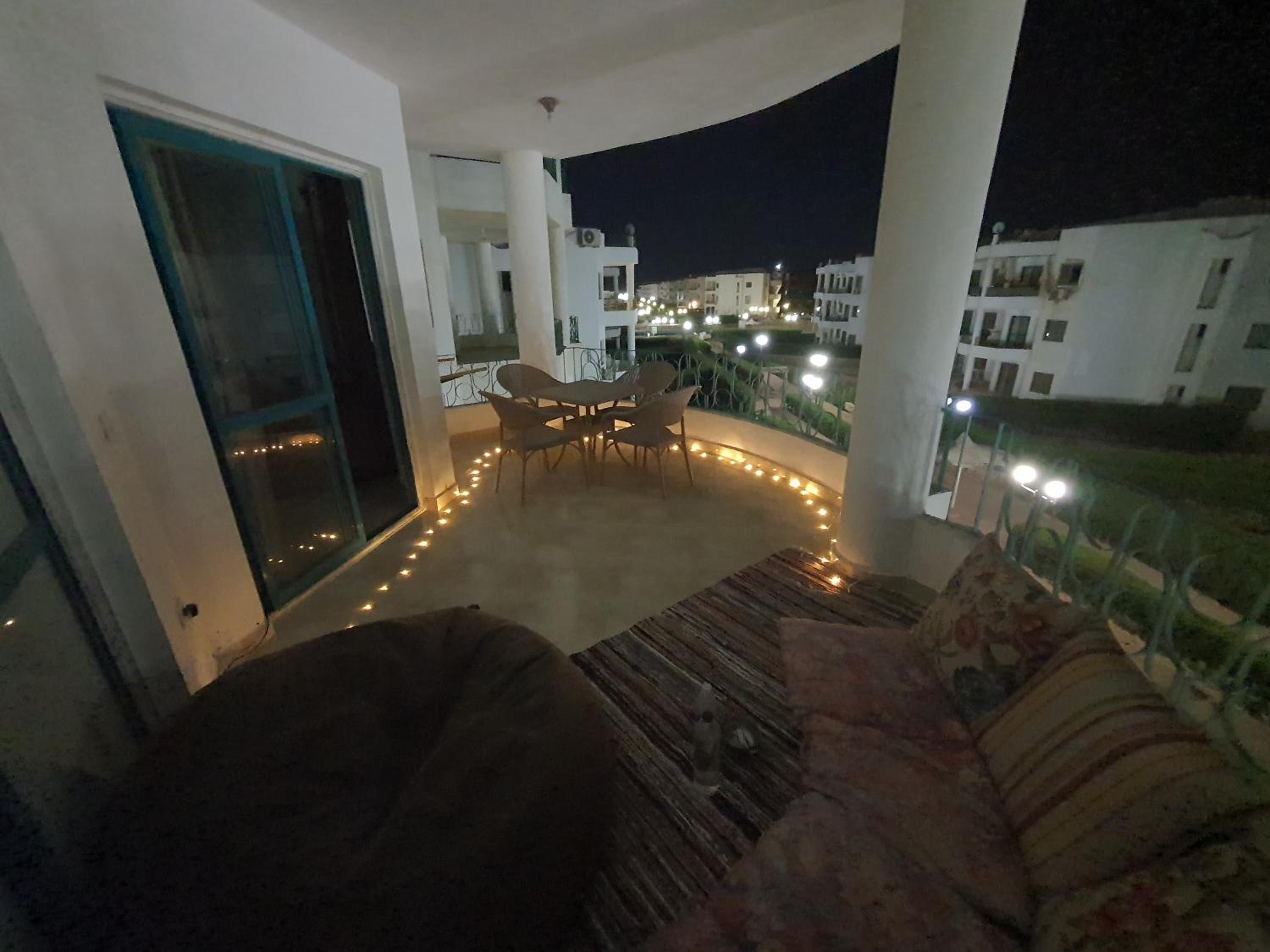 Relaxed sea view chalet