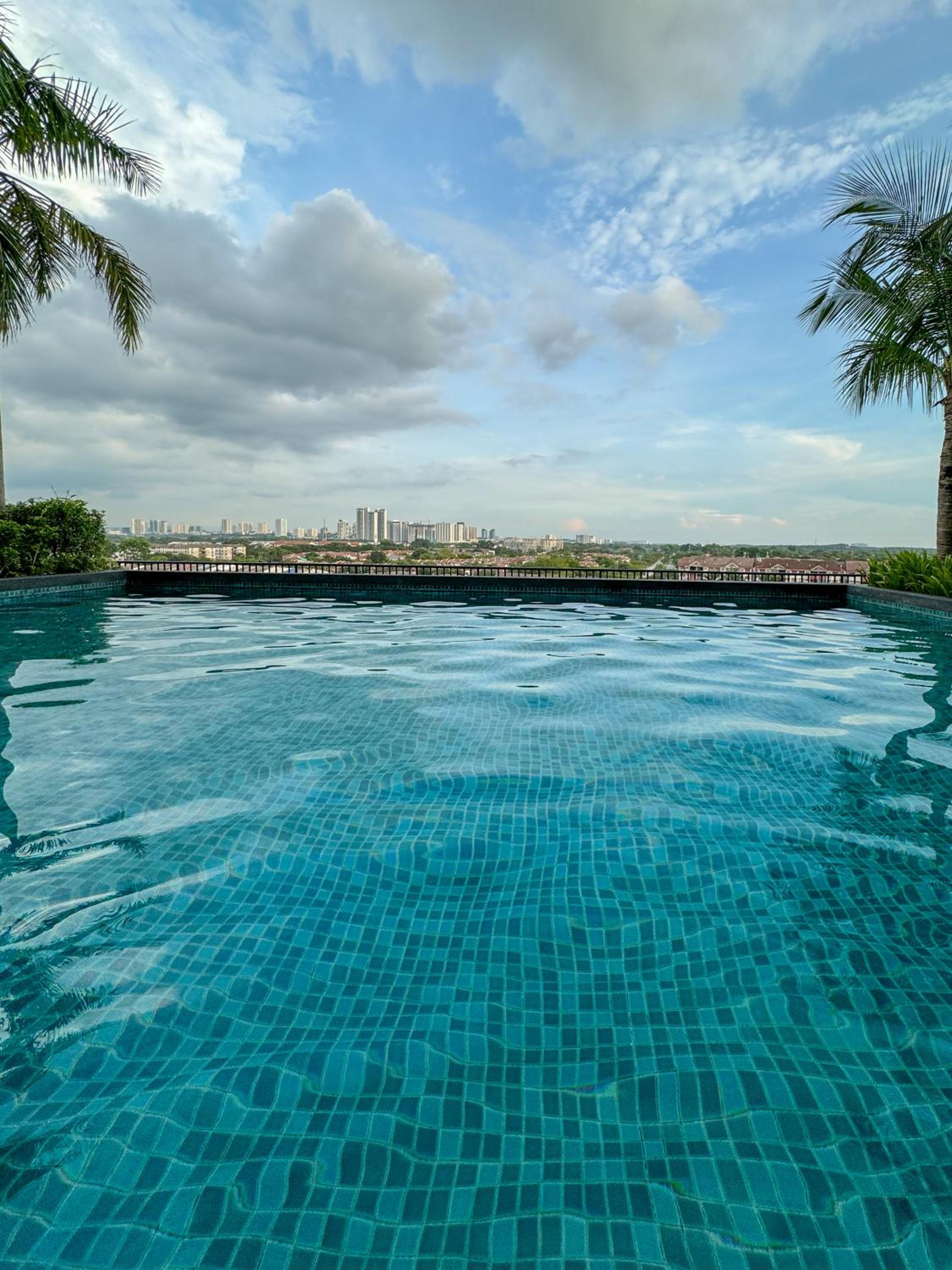 Skylake Residence Luxury Family Vacation