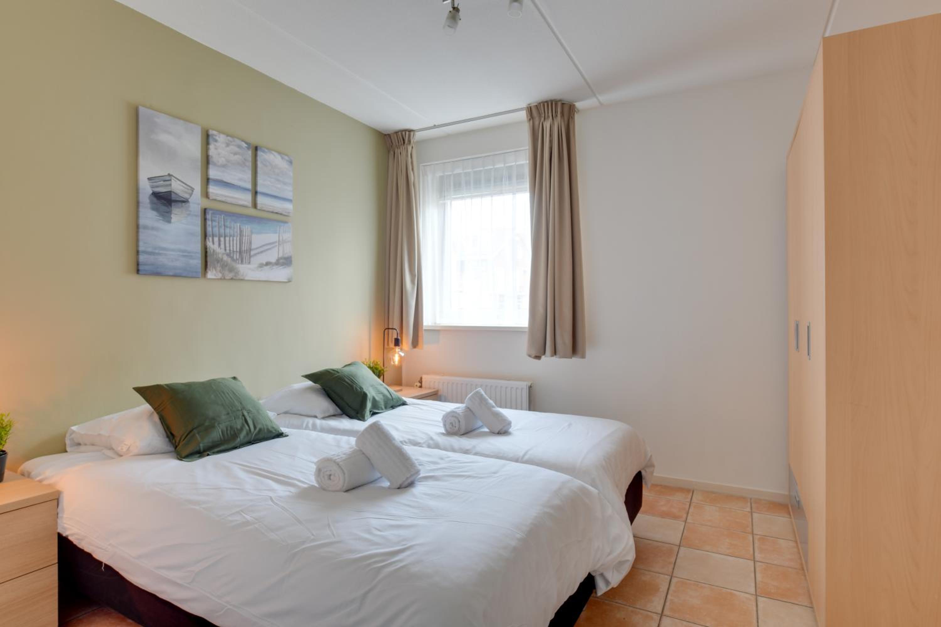 Meerzicht 59 - Ideal family appt for 6 persons view 2