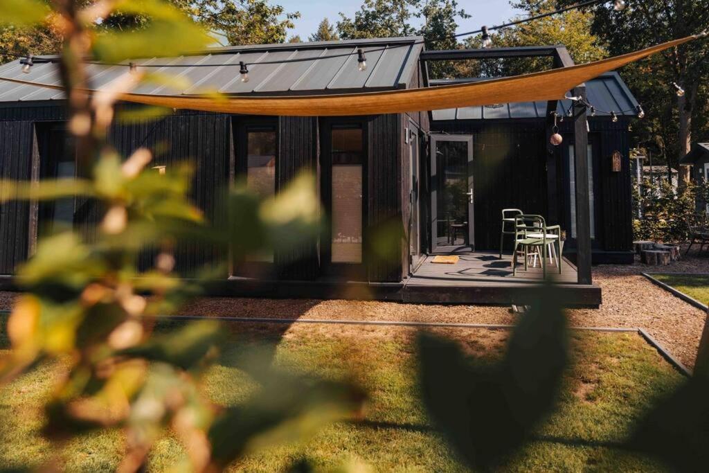 Kos I Tiny house met grote tuin view 4