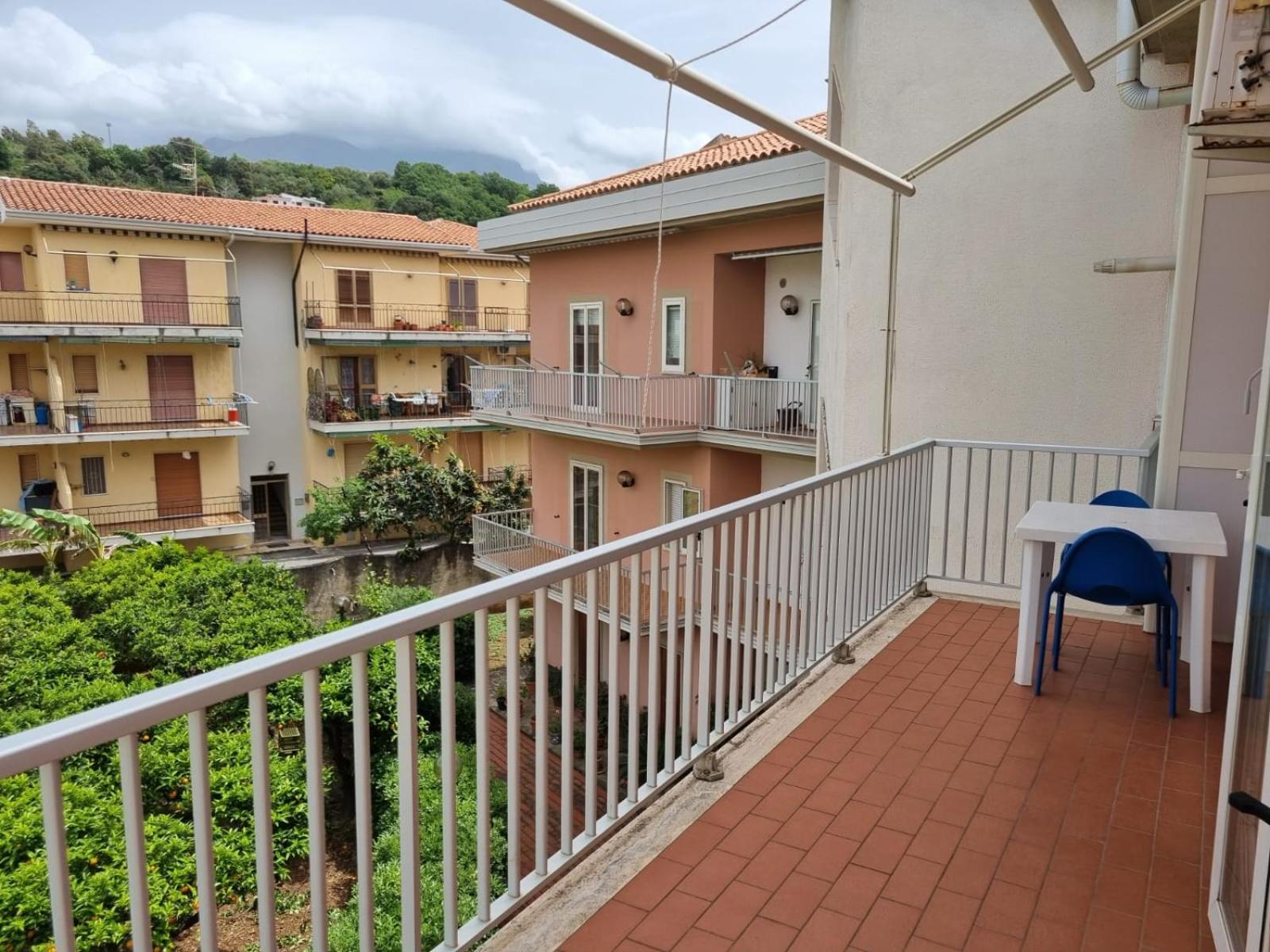 Appartamento in Villa view 2