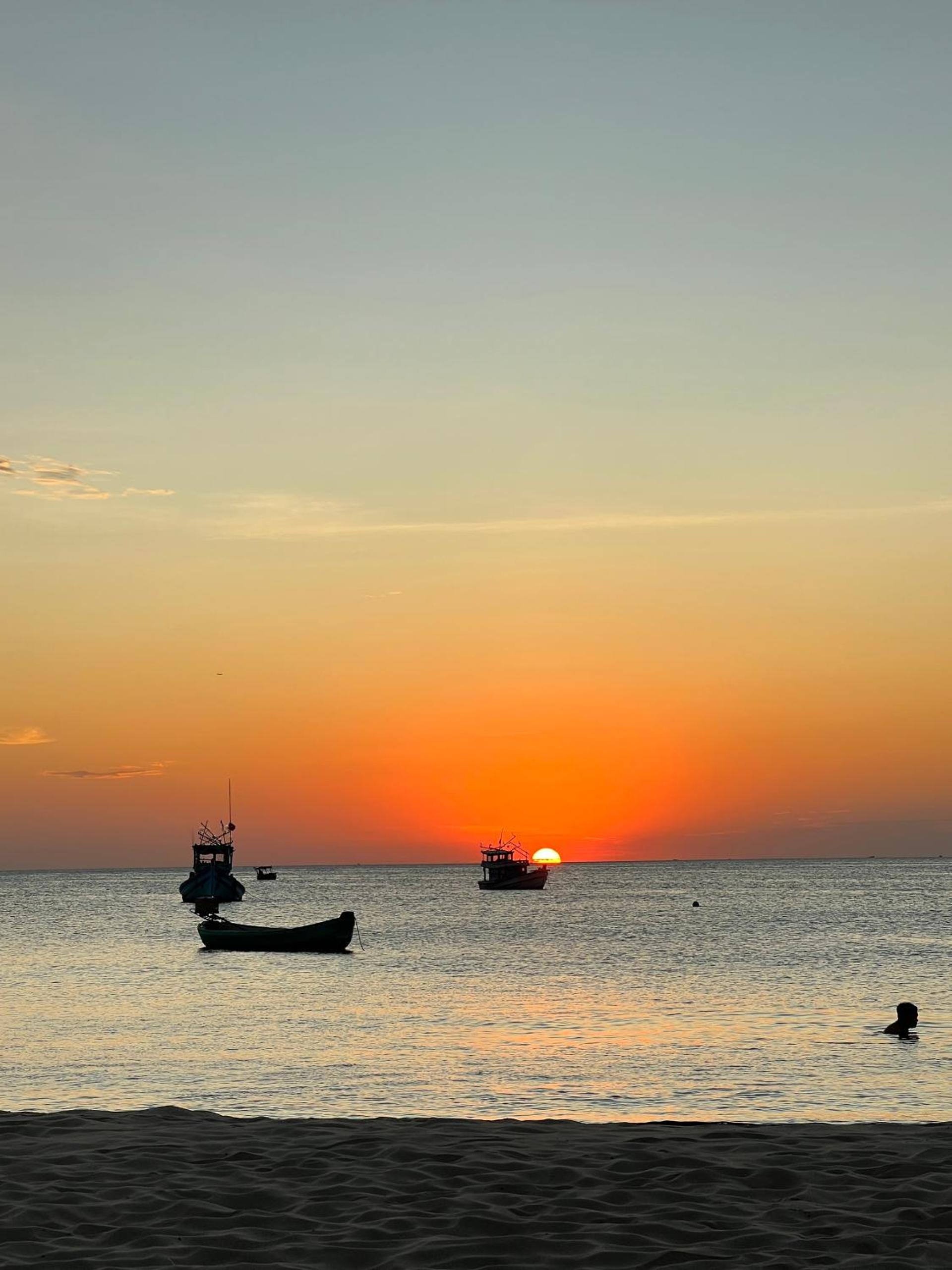 Wave Sound Beach House Phu Quoc view 5