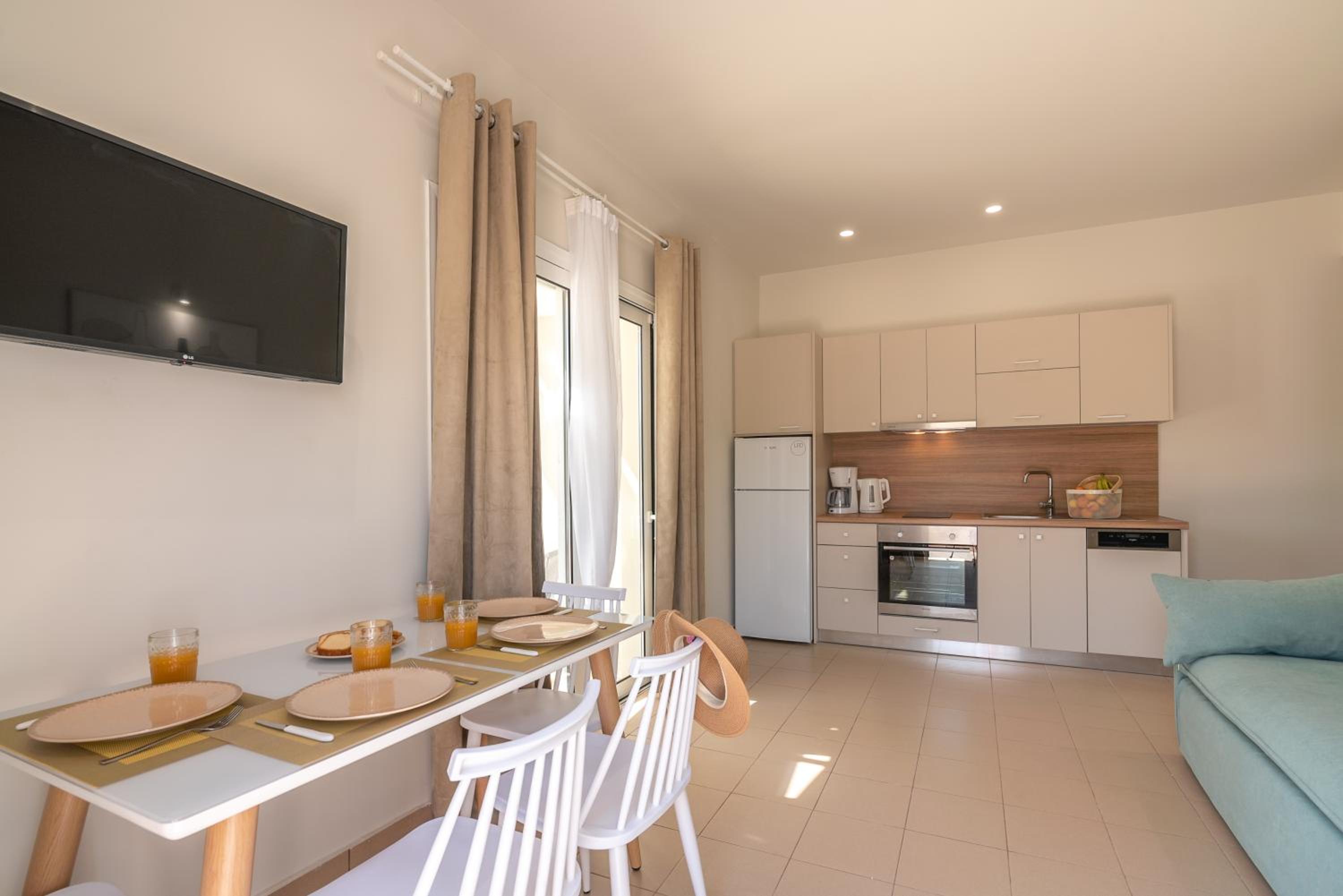 Koutris Apartment 1