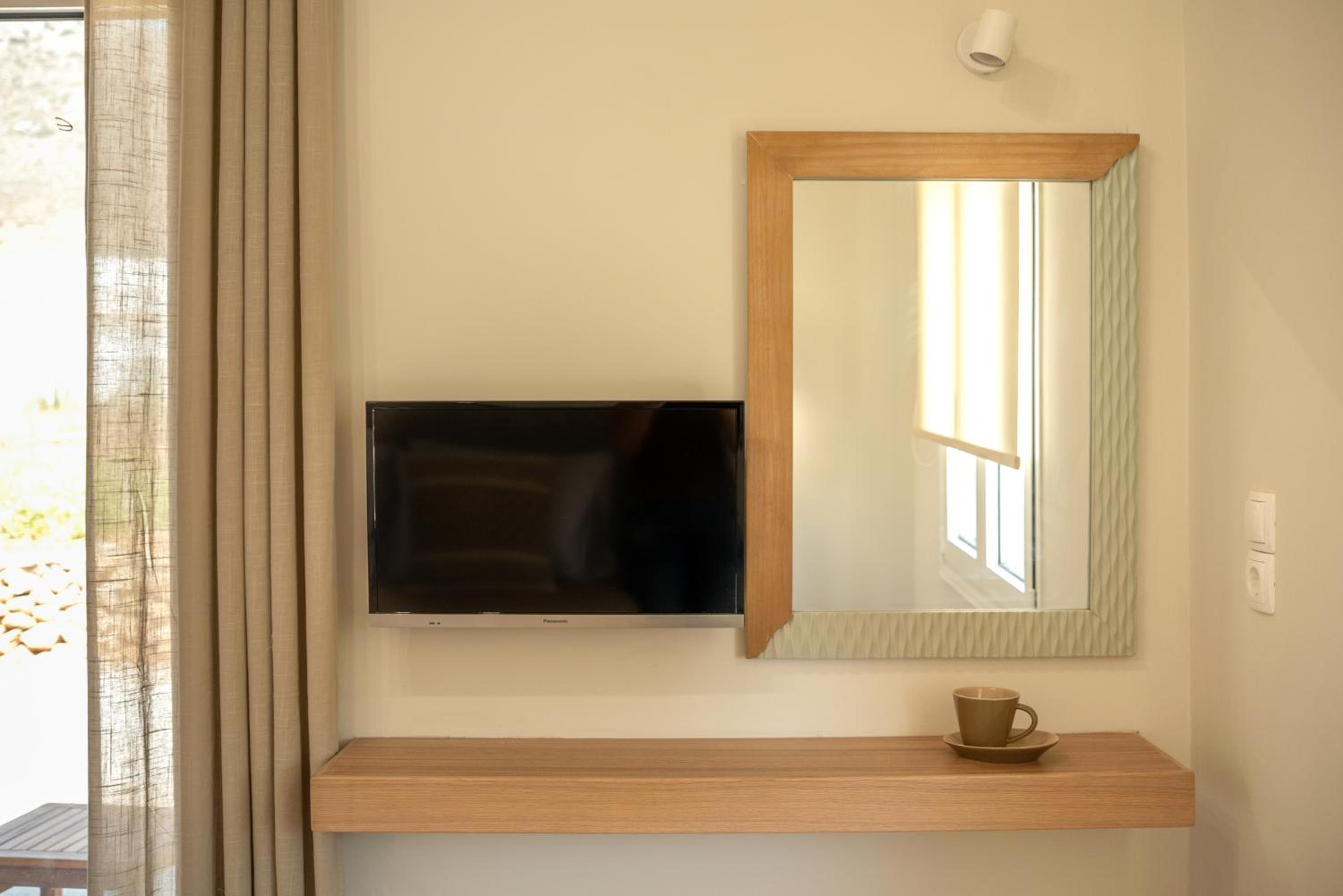 Koutris Apartment 1