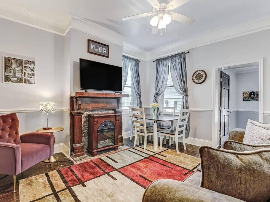 Savannah Historic Center Condo 2bd15bth view 5