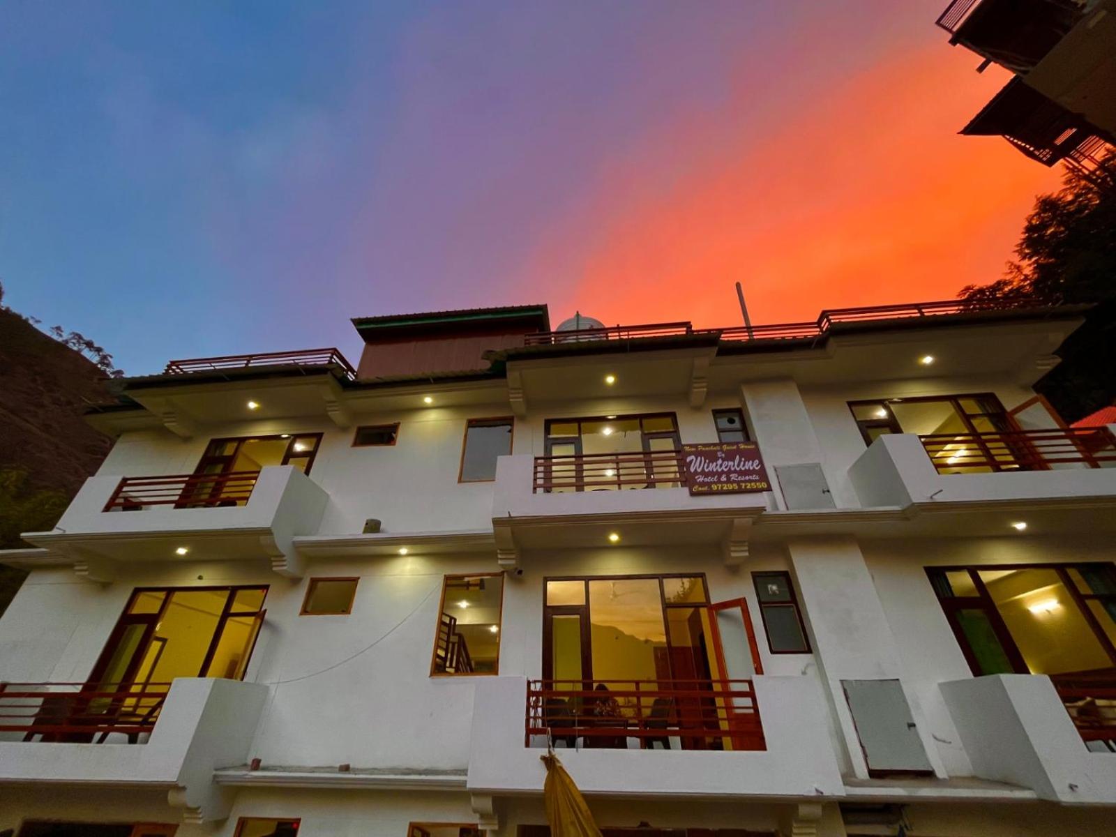 Hotel New Panchali With Mountain view By Winterline, Kasol