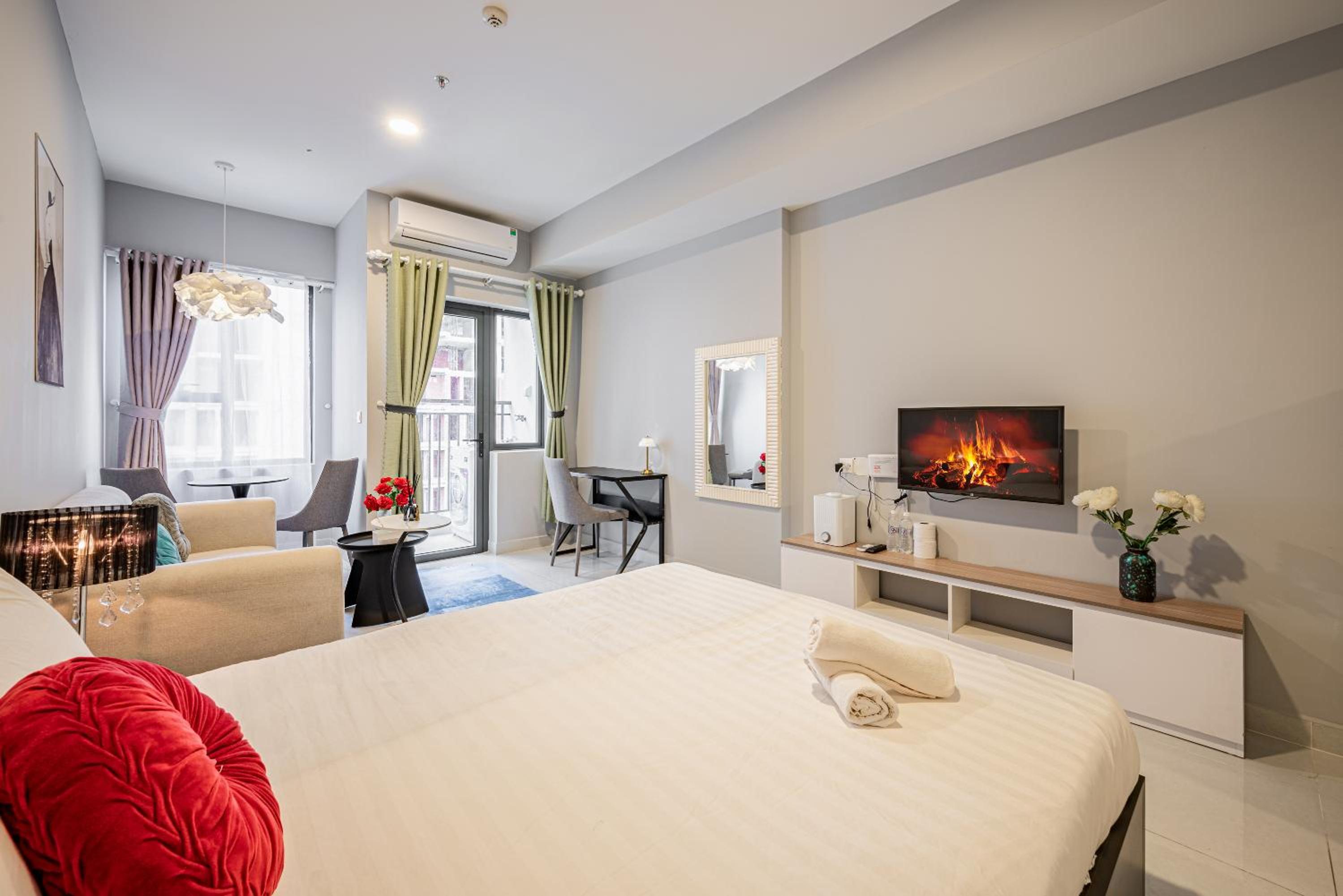ANcorner -Soho Apartment - Bui Vien 5mins