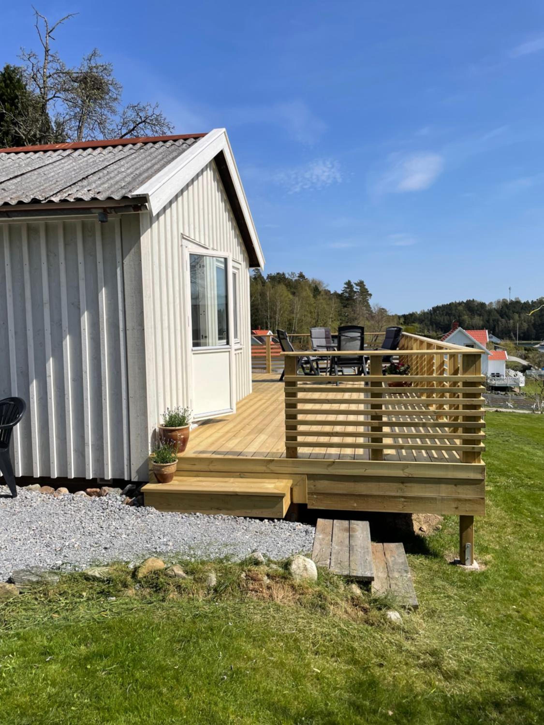 Stuga Tjörn/Almösund