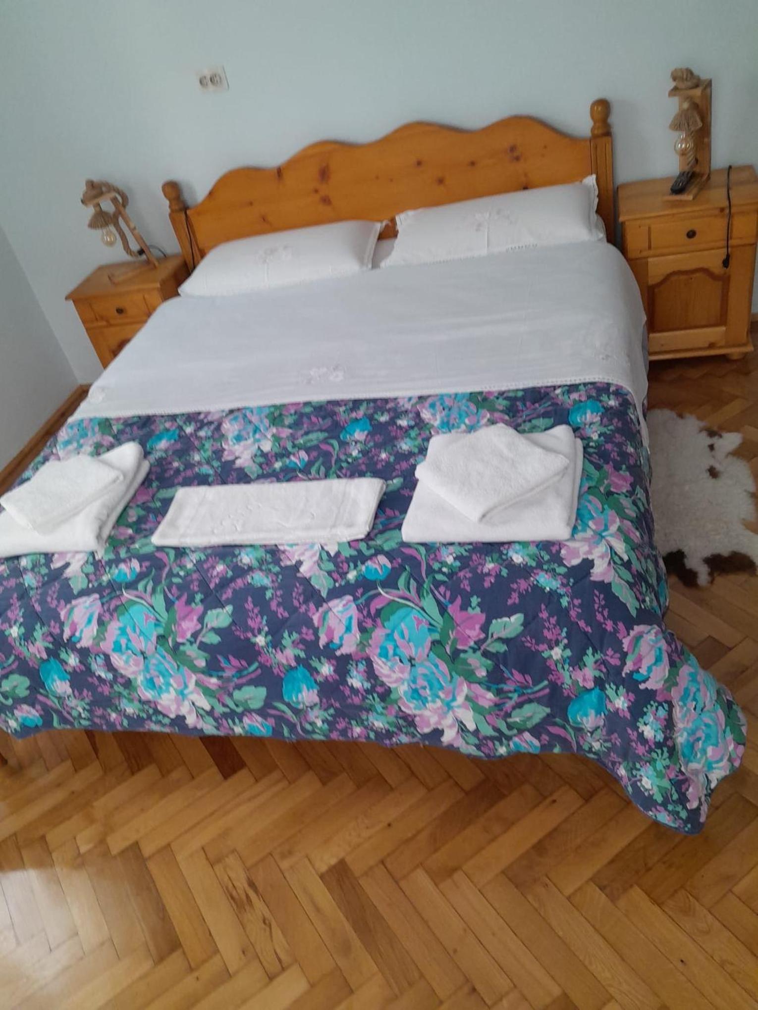 Photo 43