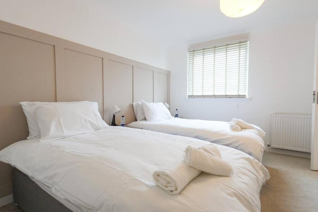 Whiteside Apartment