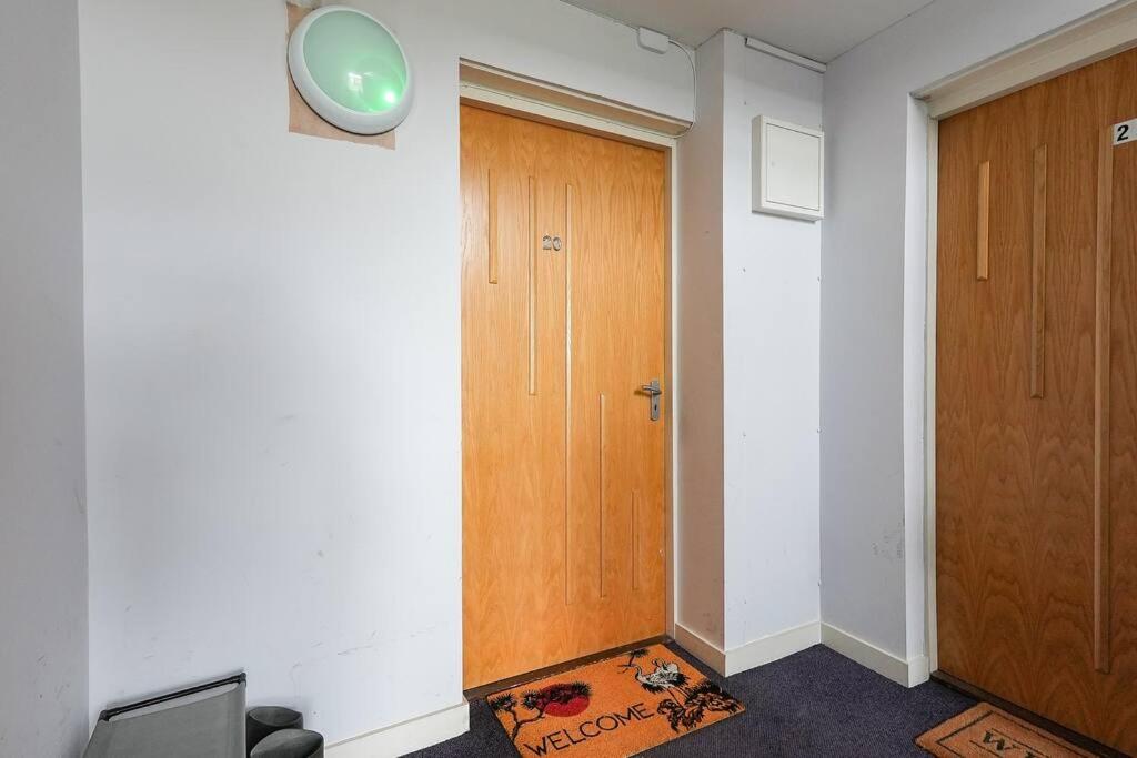 Whiteside Apartment