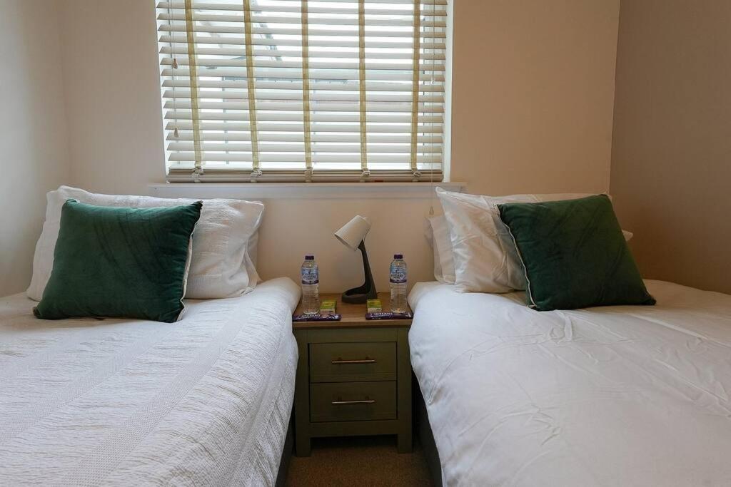 Whiteside Apartment